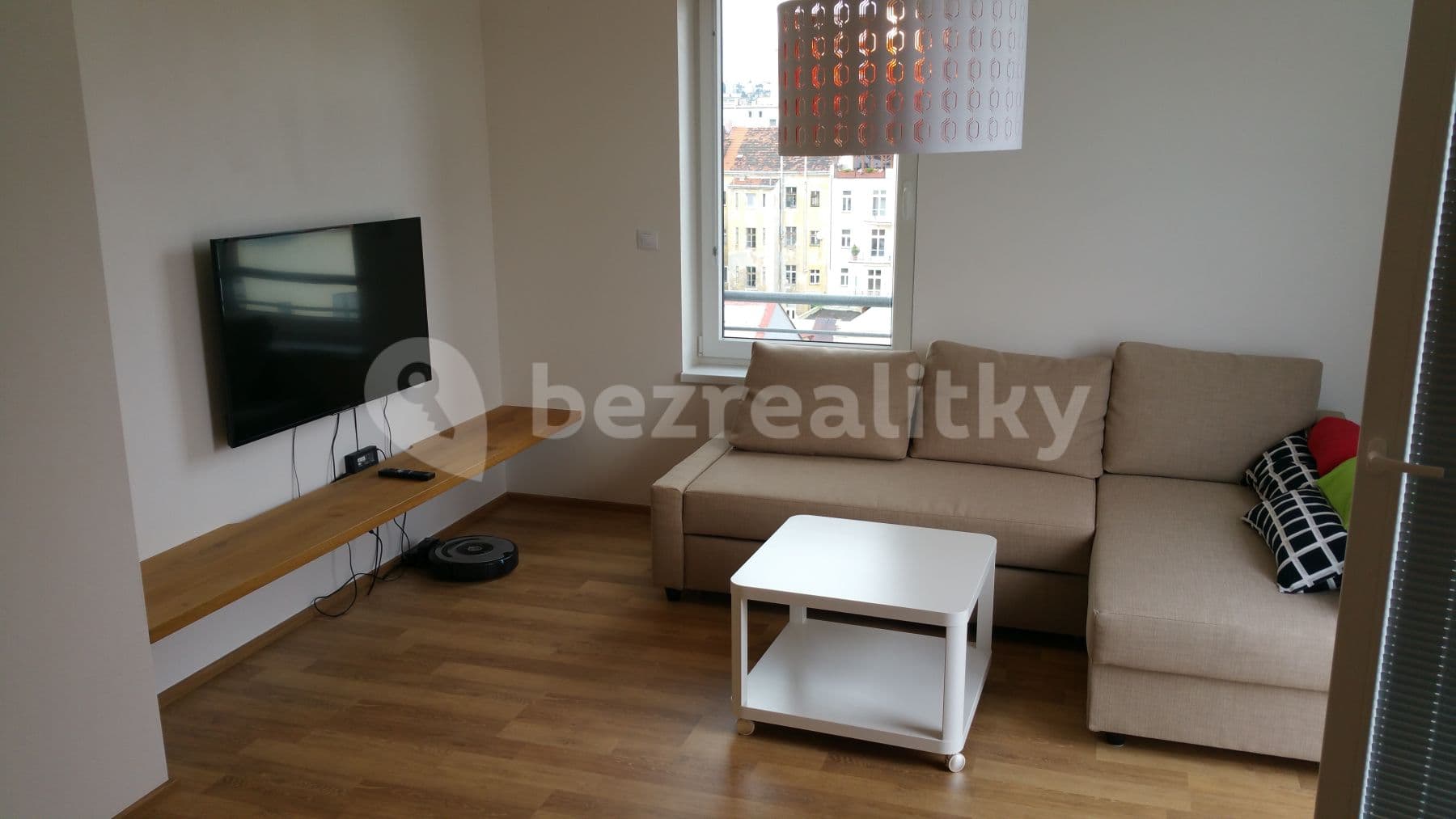 Prenájom bytu 2-izbový 50 m², Jateční, Praha, Praha Prenájom bytu 2-izbový 50 m², Jateční, Praha, Praha