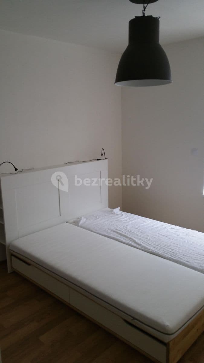 Prenájom bytu 2-izbový 50 m², Jateční, Praha, Praha Prenájom bytu 2-izbový 50 m², Jateční, Praha, Praha