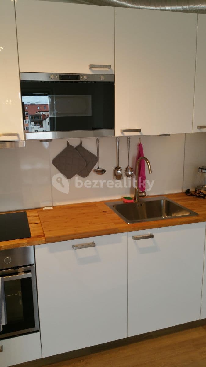Prenájom bytu 2-izbový 50 m², Jateční, Praha, Praha Prenájom bytu 2-izbový 50 m², Jateční, Praha, Praha