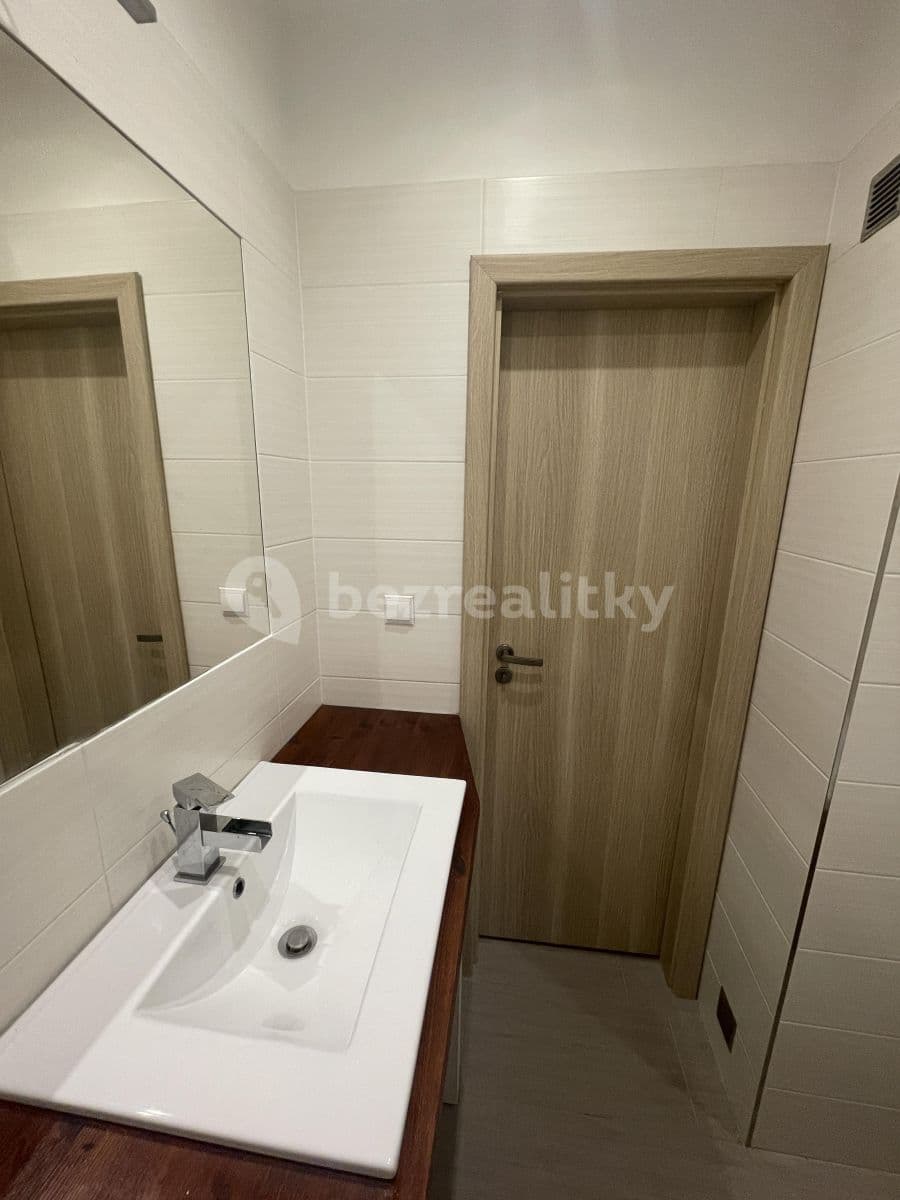 Prenájom bytu 2-izbový 50 m², Zelenečská, Praha, Praha Prenájom bytu 2-izbový 50 m², Zelenečská, Praha, Praha