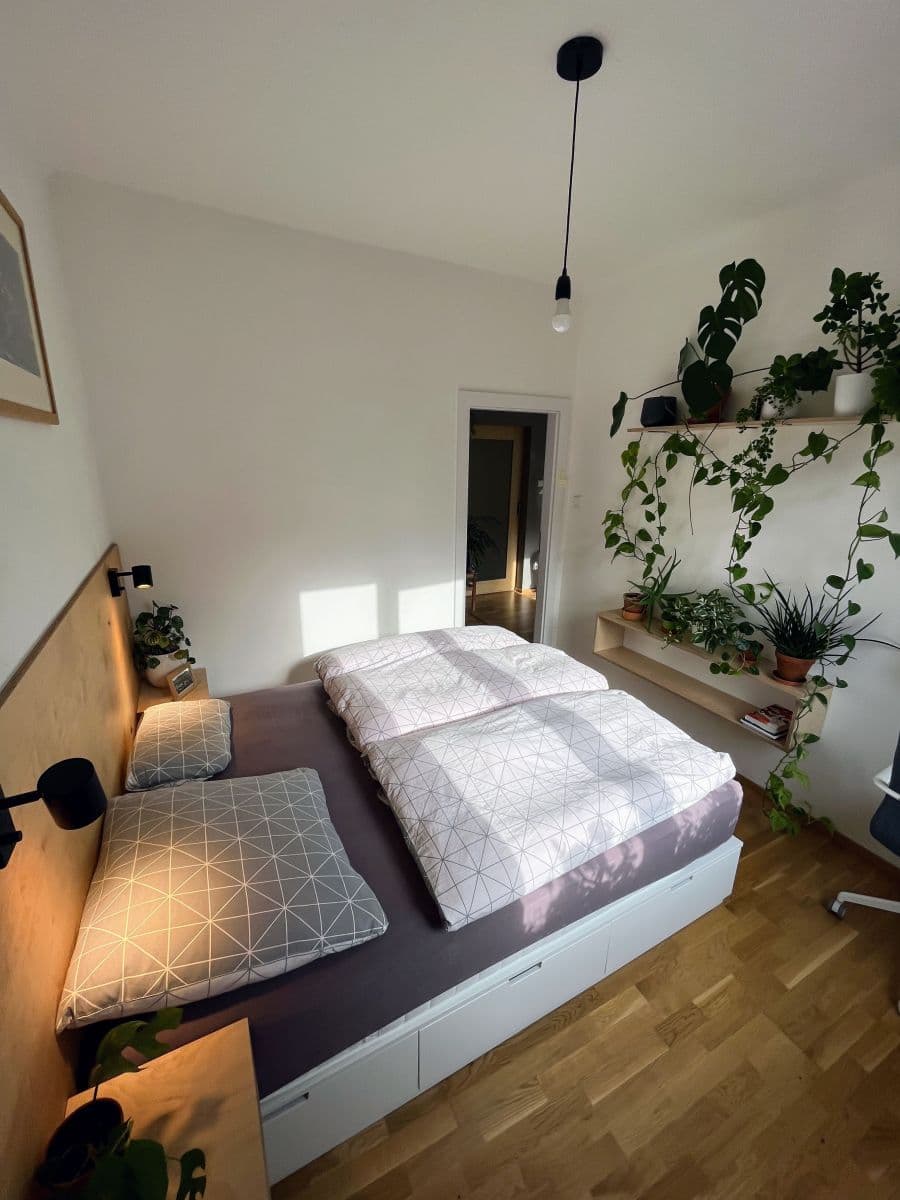Prenájom bytu 2-izbový 41 m², Koulova, Praha, Praha Prenájom bytu 2-izbový 41 m², Koulova, Praha, Praha