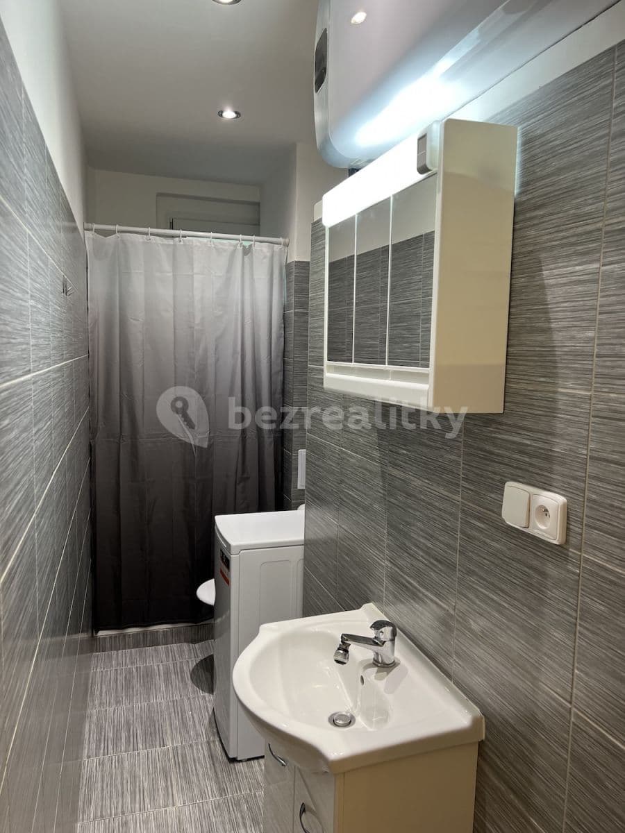 Prenájom bytu 2-izbový 43 m², Svojsíkova, Praha, Praha Prenájom bytu 2-izbový 43 m², Svojsíkova, Praha, Praha