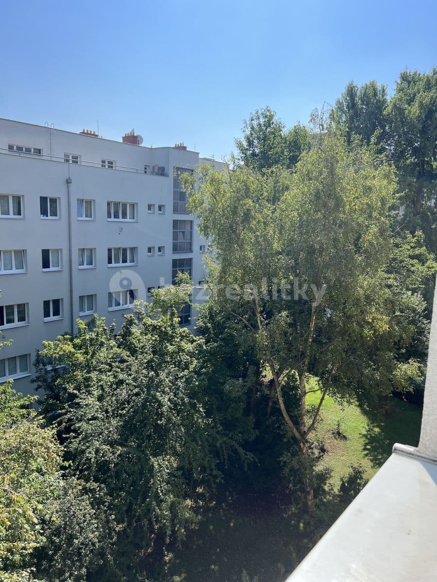 Prenájom bytu 2-izbový 43 m², Svojsíkova, Praha, Praha Prenájom bytu 2-izbový 43 m², Svojsíkova, Praha, Praha