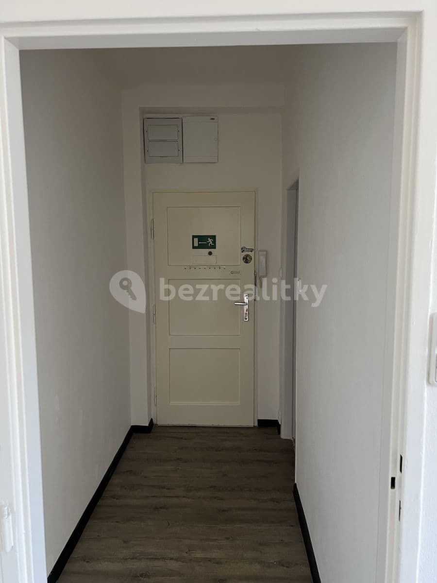 Prenájom bytu 2-izbový 43 m², Svojsíkova, Praha, Praha Prenájom bytu 2-izbový 43 m², Svojsíkova, Praha, Praha