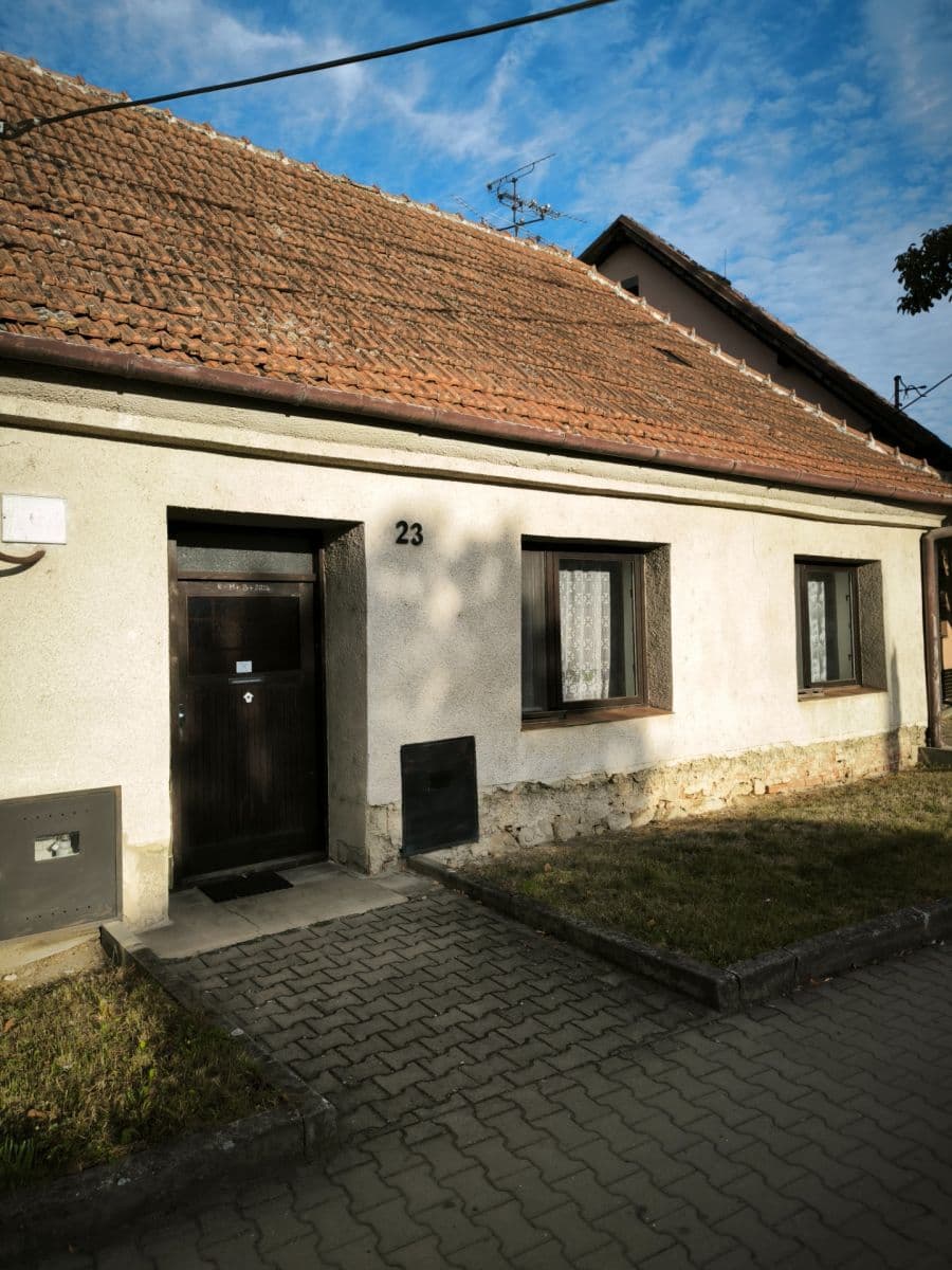 Prenájom bytu 2-izbový 47 m², U Sýpky, Rajhradice, Jihomoravský kraj Prenájom bytu 2-izbový 47 m², U Sýpky, Rajhradice, Jihomoravský kraj