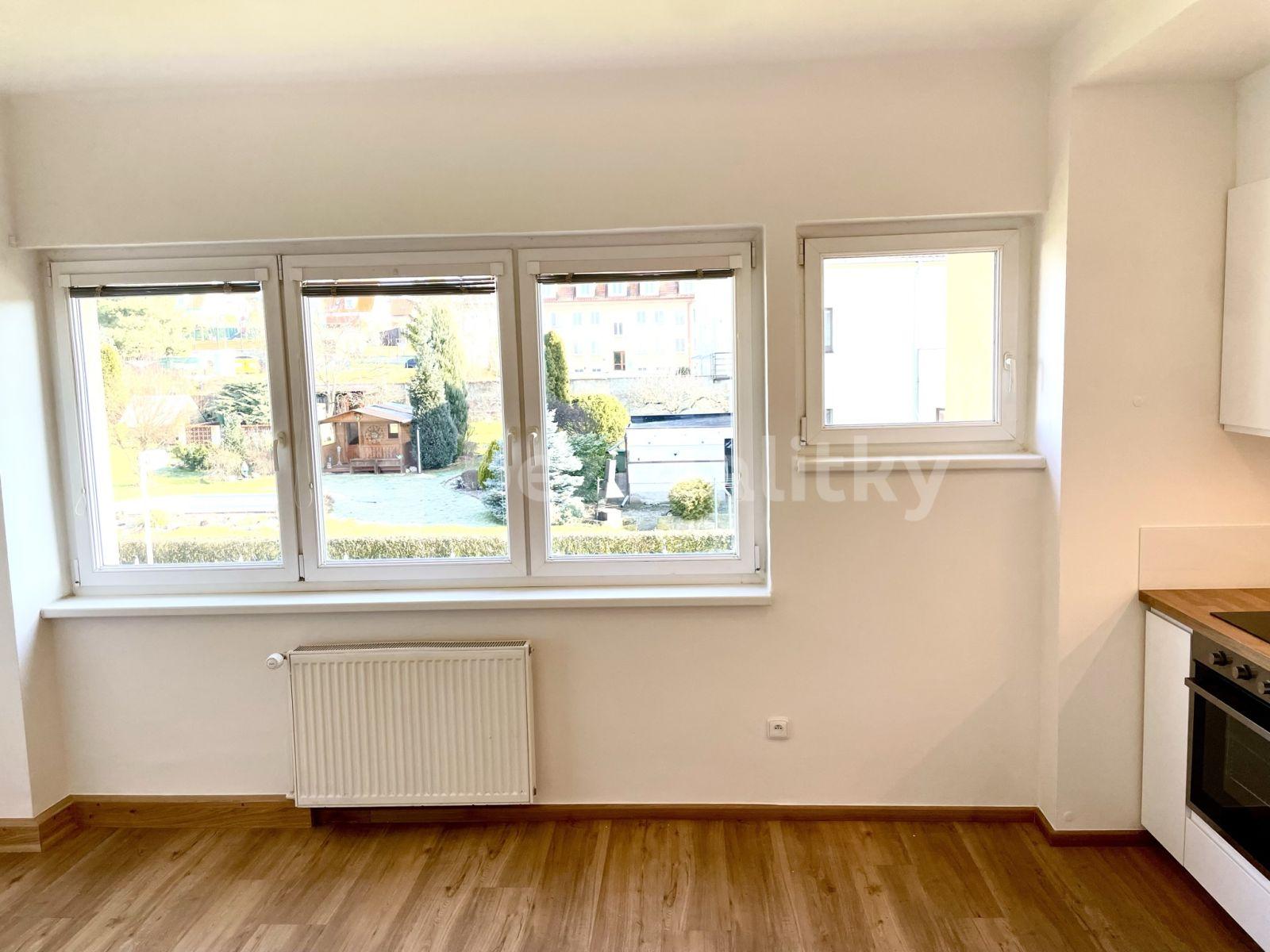 Predaj bytu 3-izbový 68 m², Dr. Nováka, Benátky nad Jizerou, Středočeský kraj