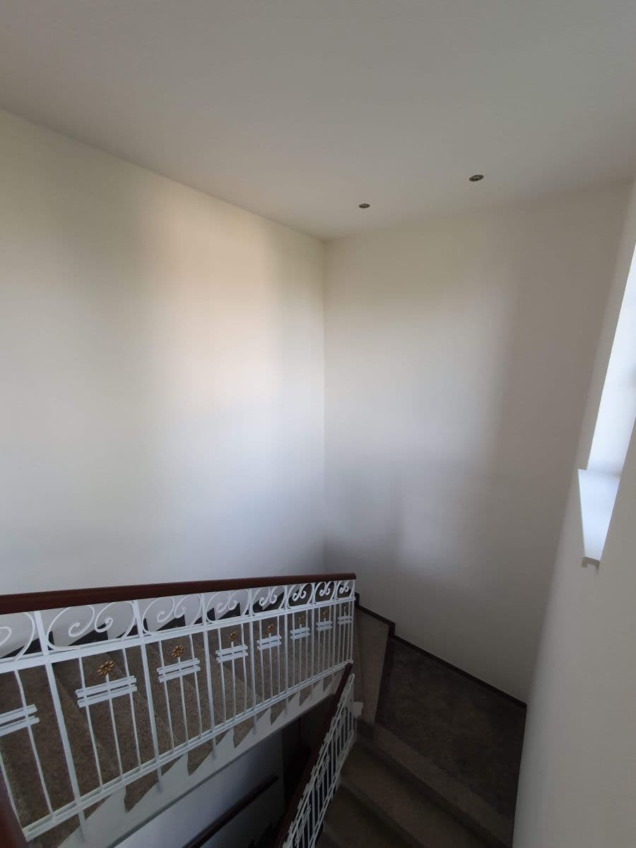 Prenájom bytu 4-izbový 160 m², Vochovská, Plzeň, Plzeňský kraj Prenájom bytu 4-izbový 160 m², Vochovská, Plzeň, Plzeňský kraj