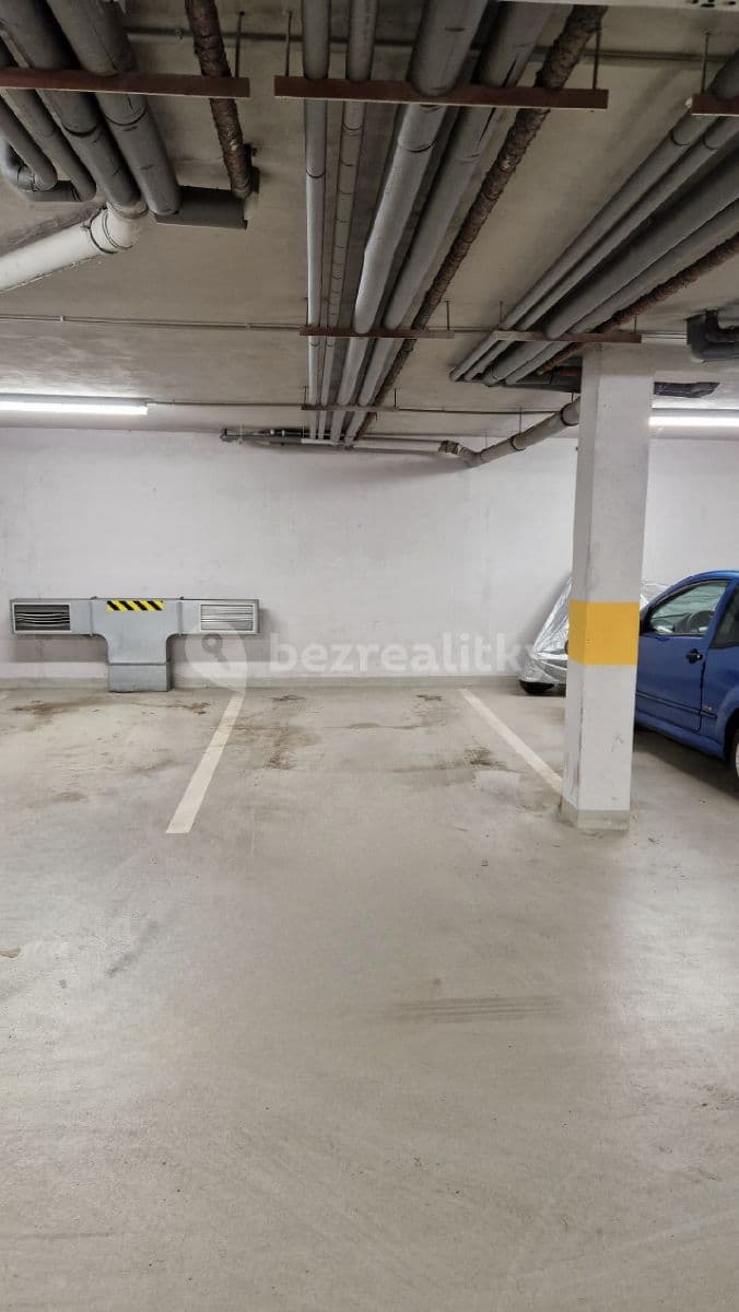 Prenájom garáže 15 m², Švehlova, Praha, Praha Prenájom garáže 15 m², Švehlova, Praha, Praha