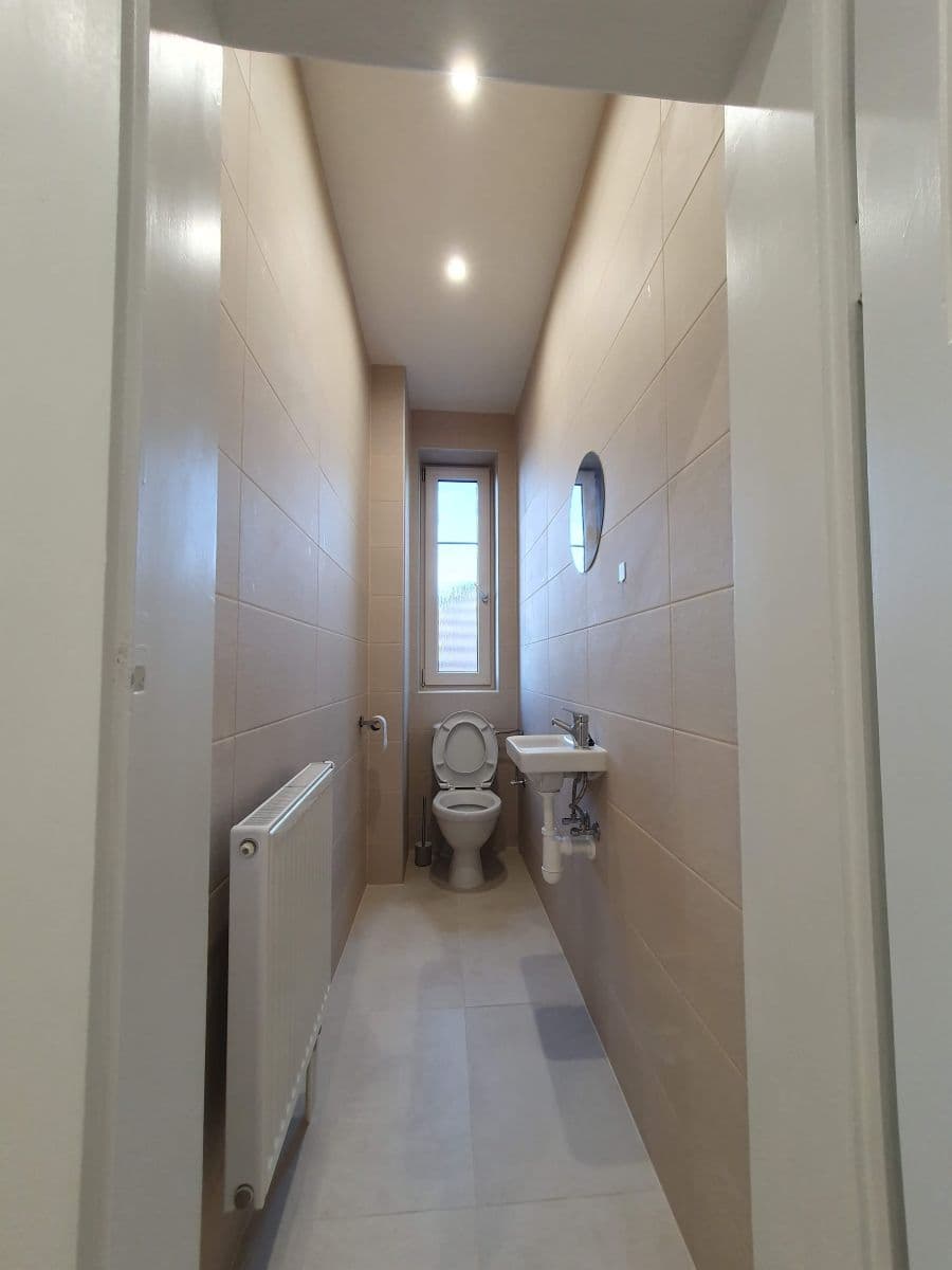 Prenájom bytu 4-izbový 93 m², Vochovská, Plzeň, Plzeňský kraj Prenájom bytu 4-izbový 93 m², Vochovská, Plzeň, Plzeňský kraj