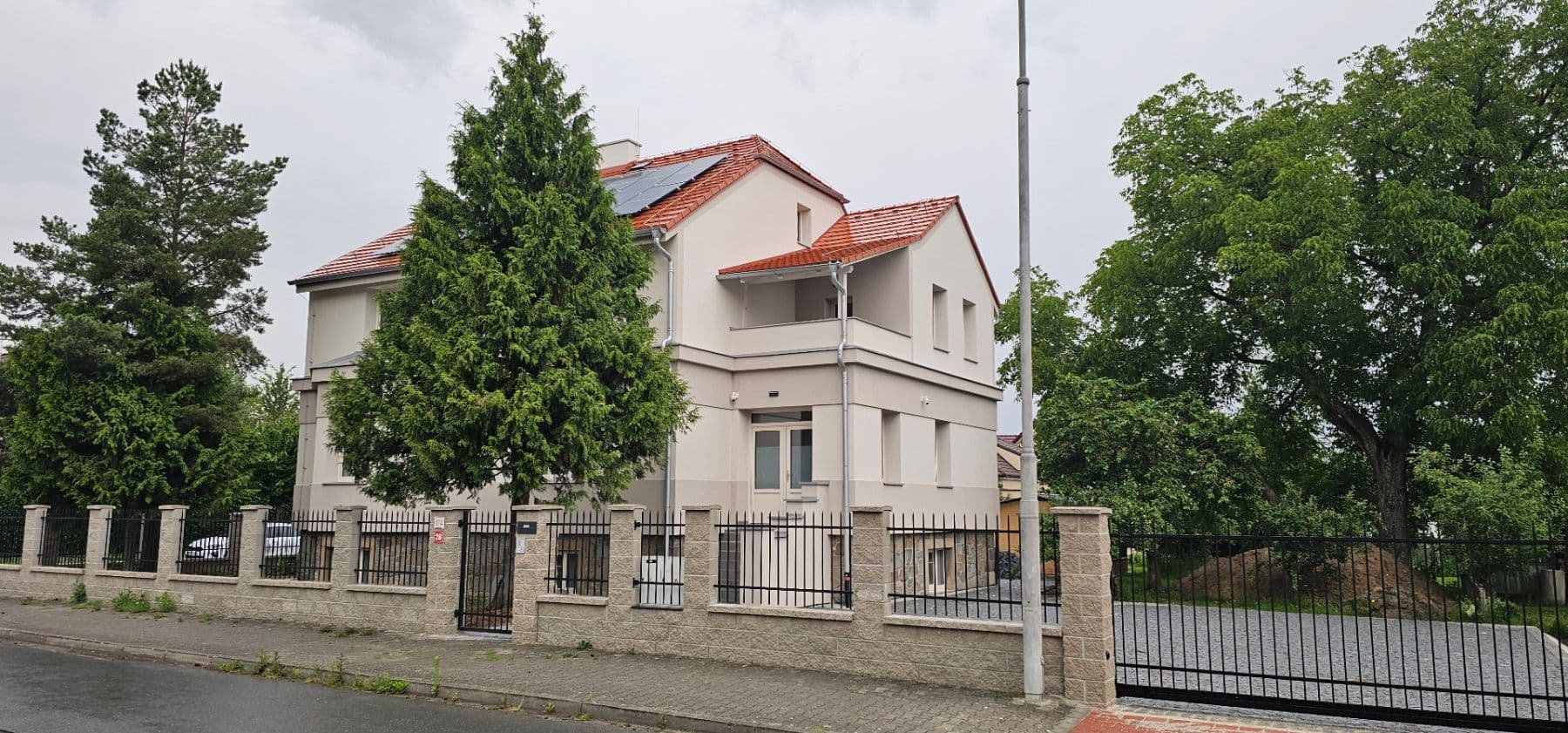 Prenájom bytu 4-izbový 93 m², Vochovská, Plzeň, Plzeňský kraj Prenájom bytu 4-izbový 93 m², Vochovská, Plzeň, Plzeňský kraj