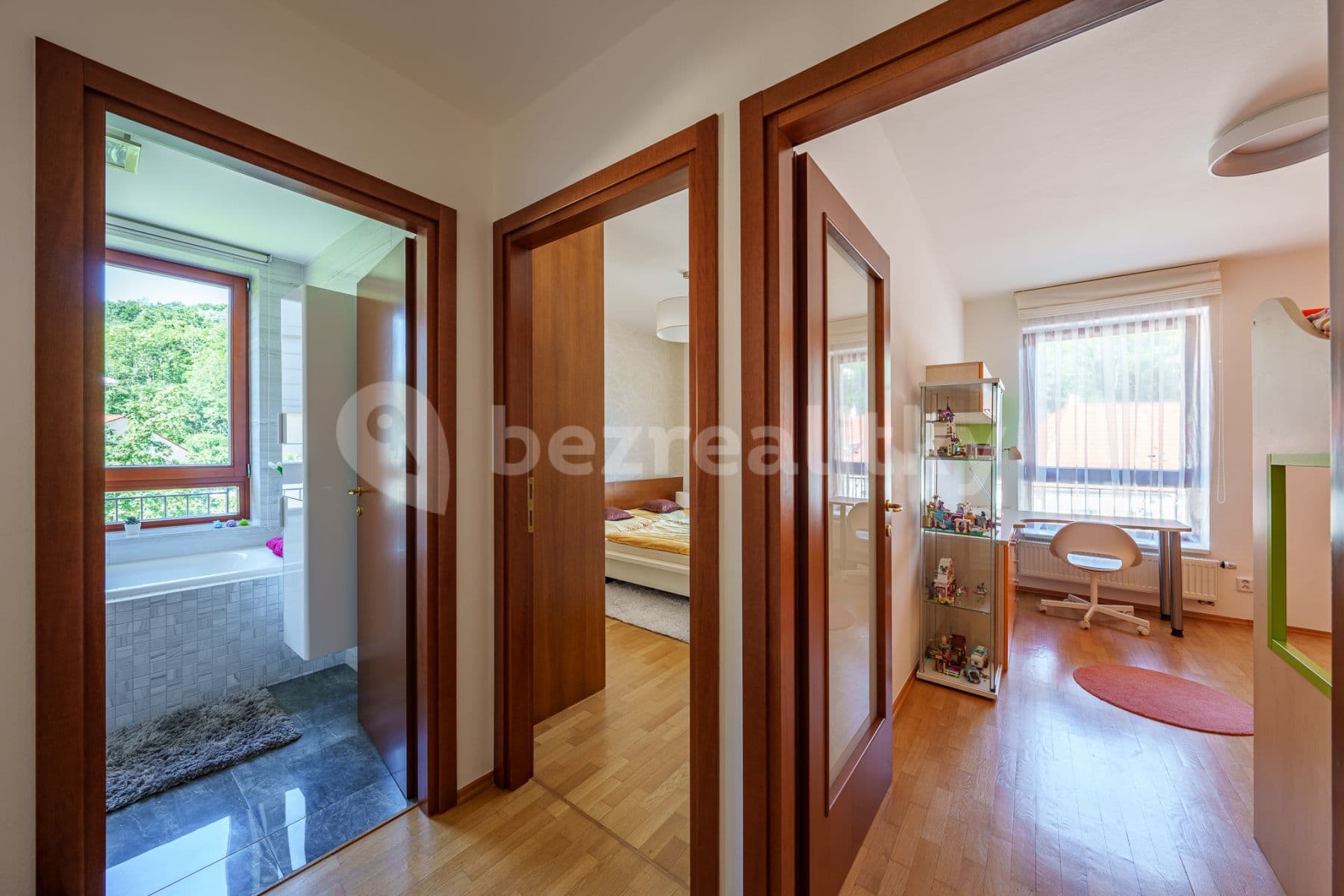 Prenájom bytu 3-izbový 80 m², Podvinný mlýn, Praha, Praha Prenájom bytu 3-izbový 80 m², Podvinný mlýn, Praha, Praha