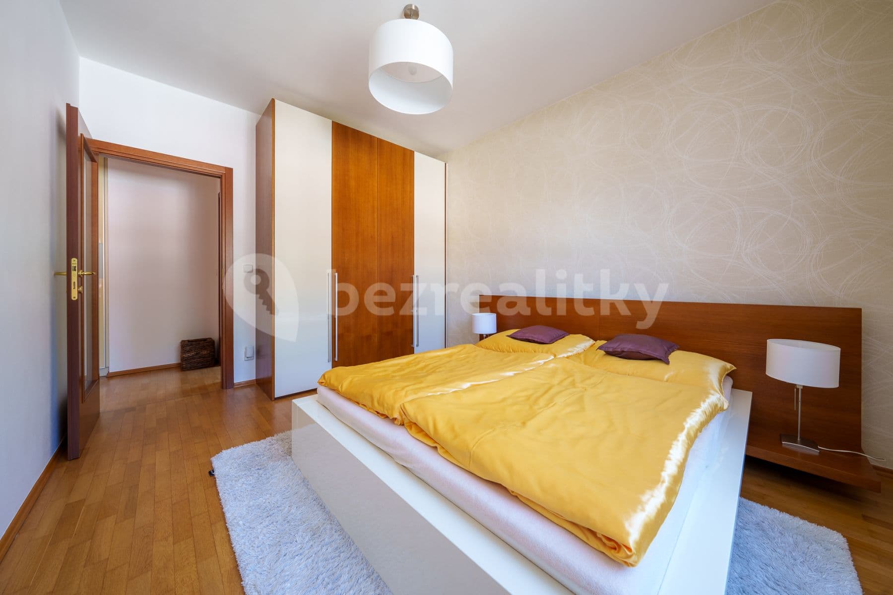 Prenájom bytu 3-izbový 80 m², Podvinný mlýn, Praha, Praha Prenájom bytu 3-izbový 80 m², Podvinný mlýn, Praha, Praha