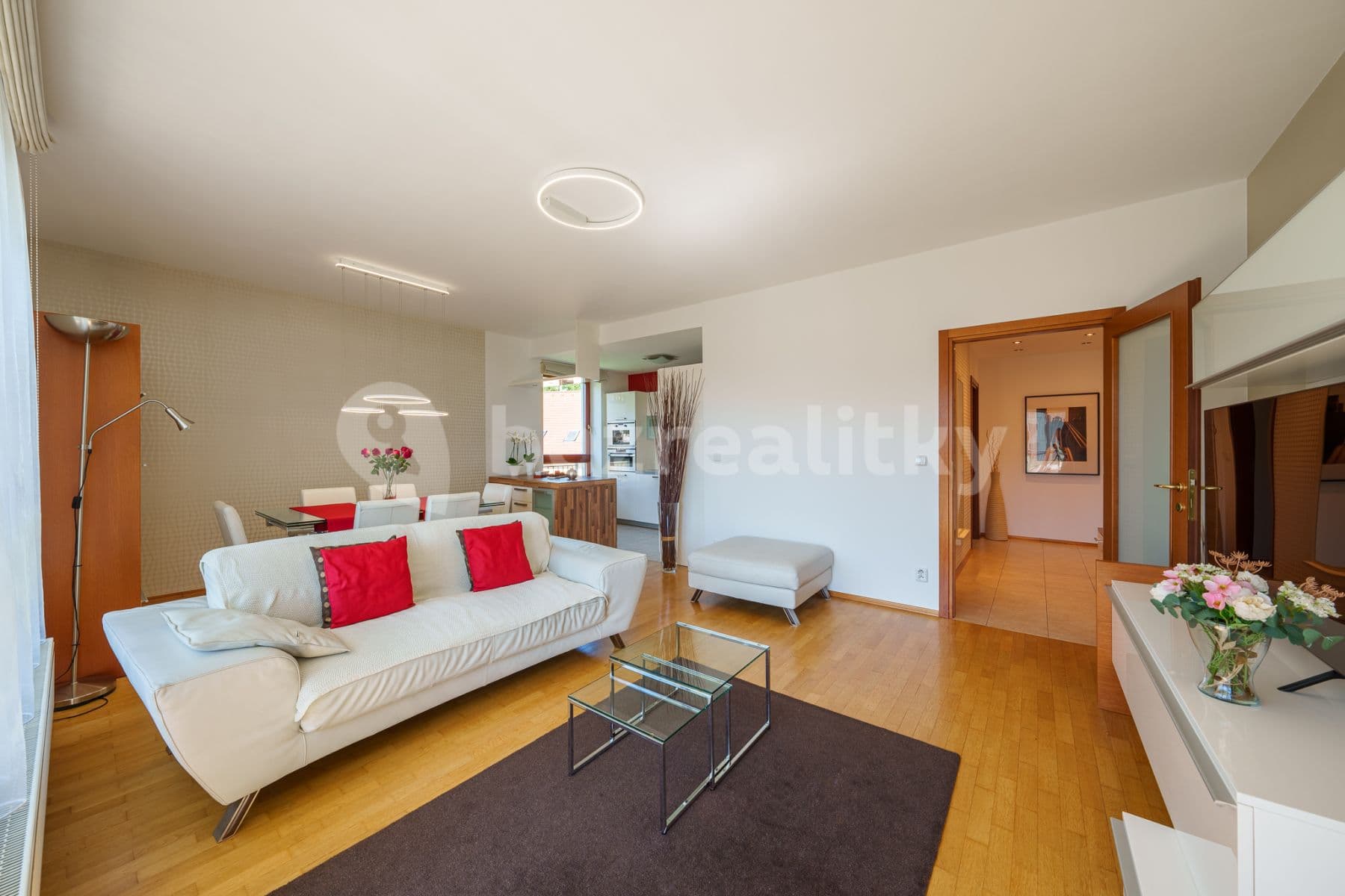 Prenájom bytu 3-izbový 80 m², Podvinný mlýn, Praha, Praha Prenájom bytu 3-izbový 80 m², Podvinný mlýn, Praha, Praha