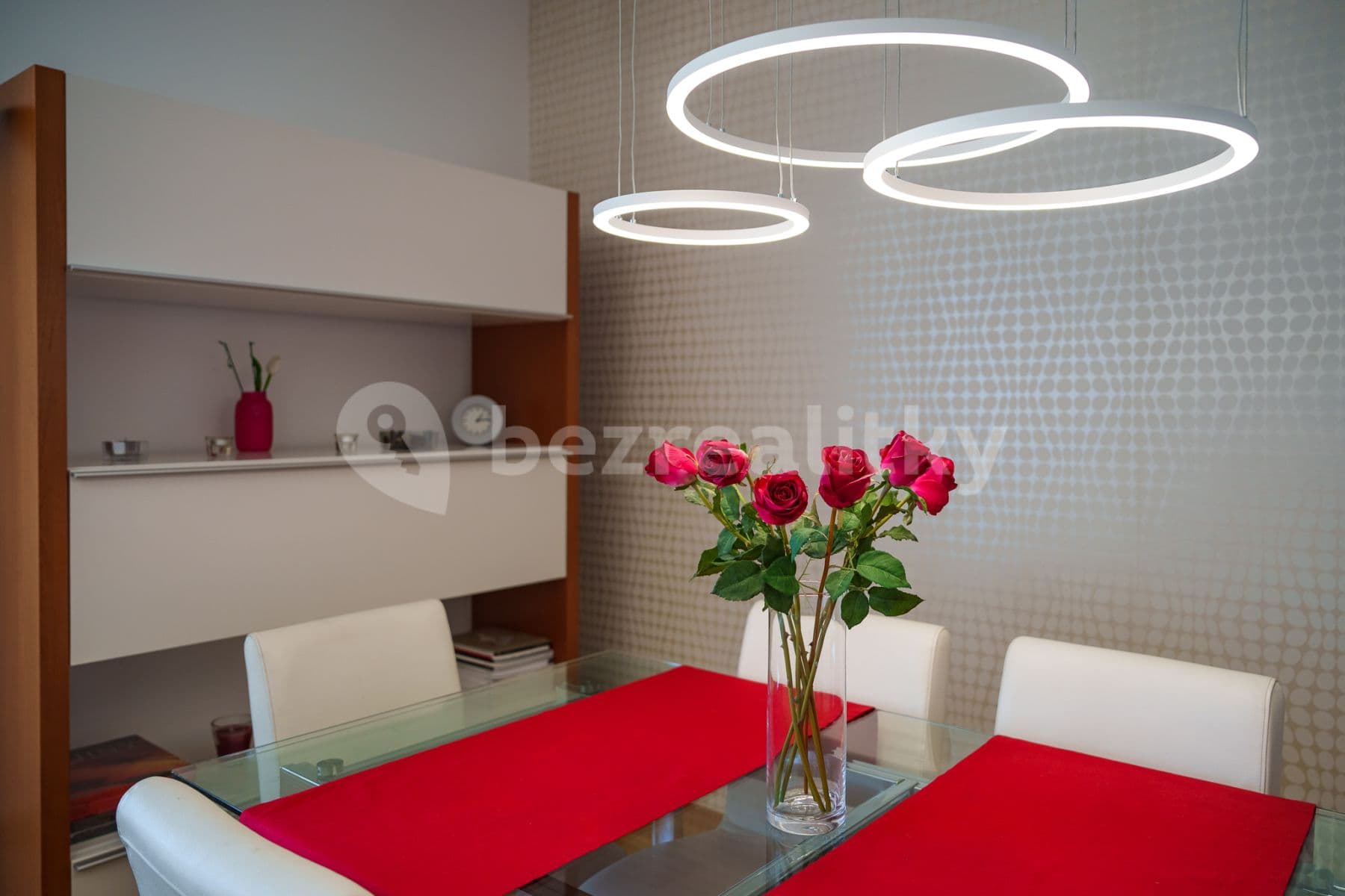 Prenájom bytu 3-izbový 80 m², Podvinný mlýn, Praha, Praha Prenájom bytu 3-izbový 80 m², Podvinný mlýn, Praha, Praha