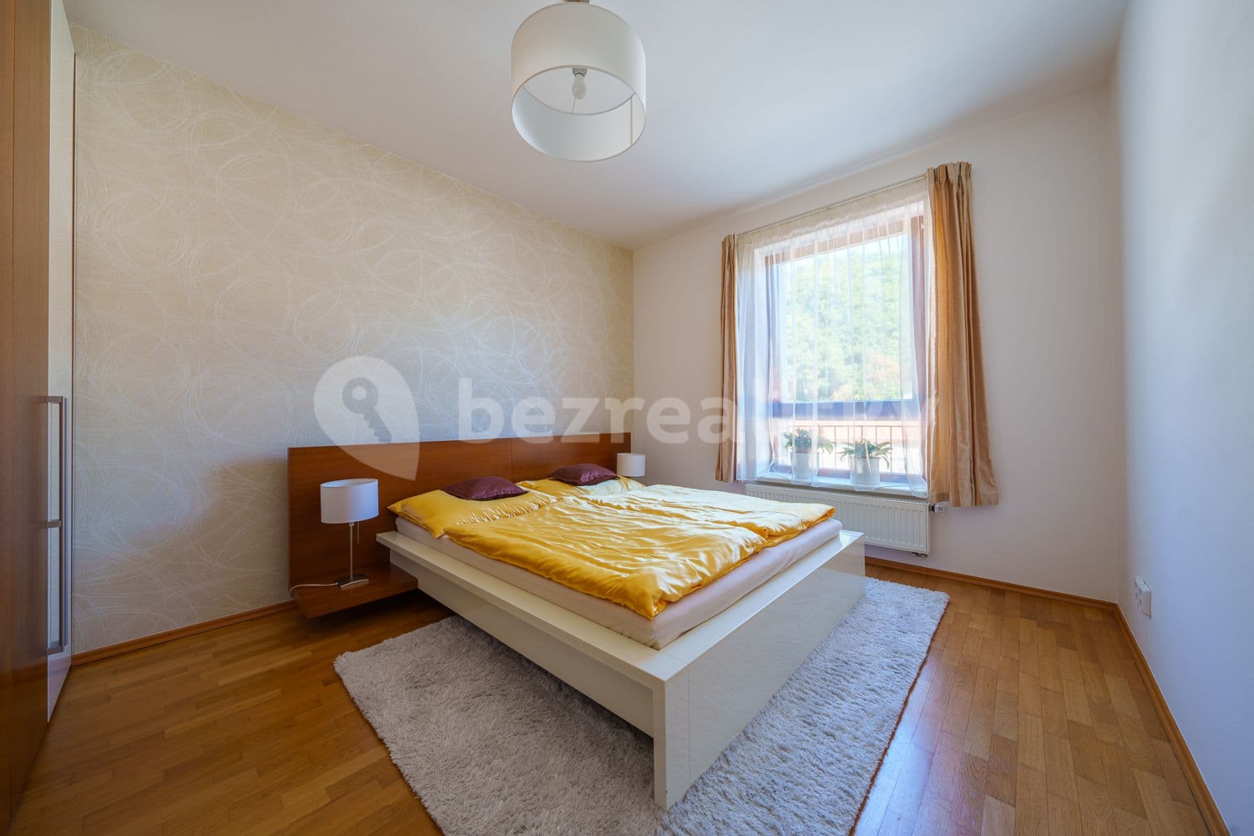Prenájom bytu 3-izbový 80 m², Podvinný mlýn, Praha, Praha Prenájom bytu 3-izbový 80 m², Podvinný mlýn, Praha, Praha