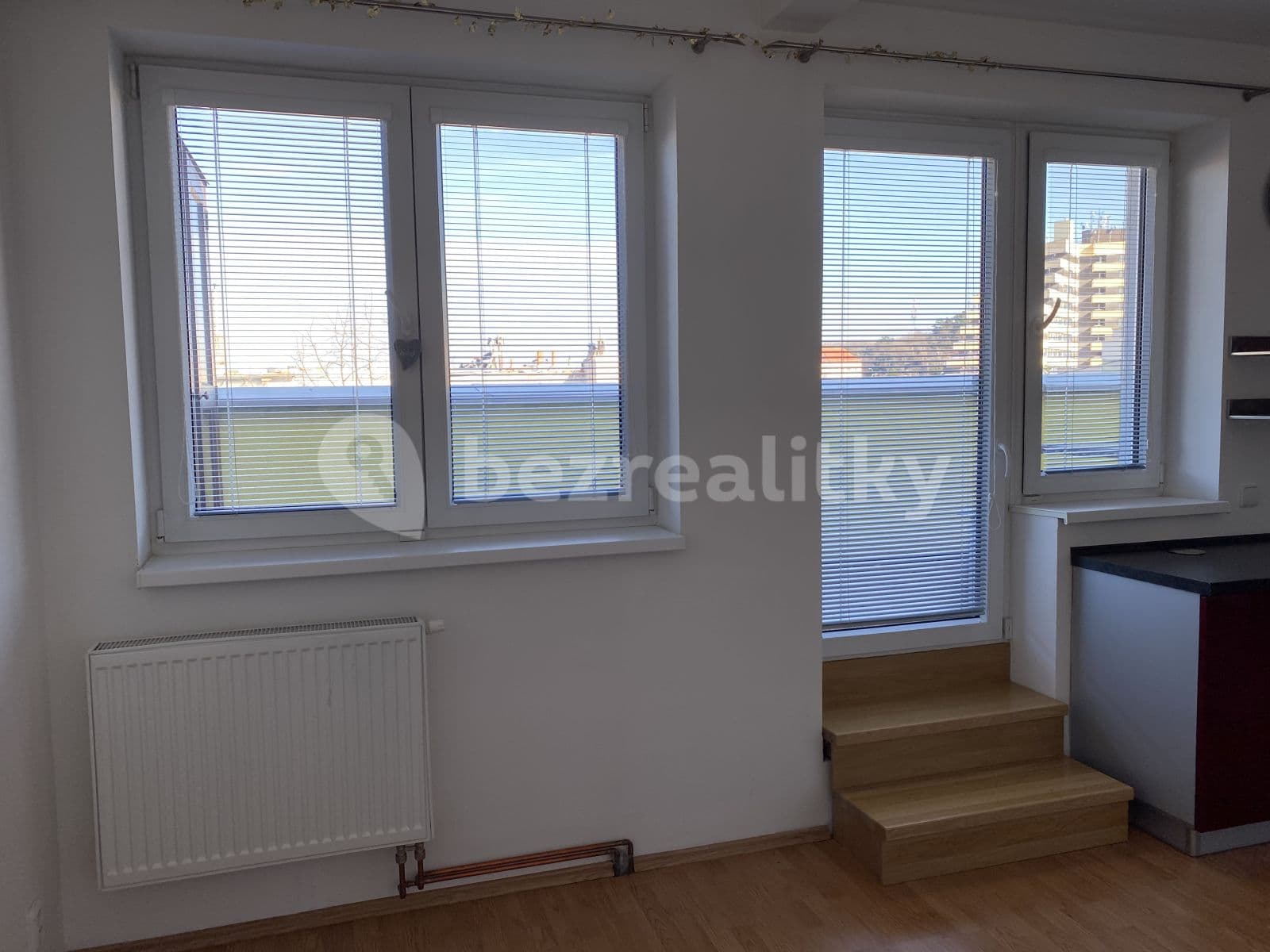 Prenájom bytu 1-izbový 55 m², Nad Kajetánkou, Praha, Praha Prenájom bytu 1-izbový 55 m², Nad Kajetánkou, Praha, Praha