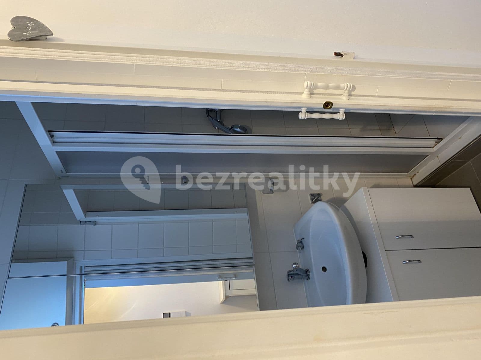 Prenájom bytu 1-izbový 55 m², Nad Kajetánkou, Praha, Praha Prenájom bytu 1-izbový 55 m², Nad Kajetánkou, Praha, Praha