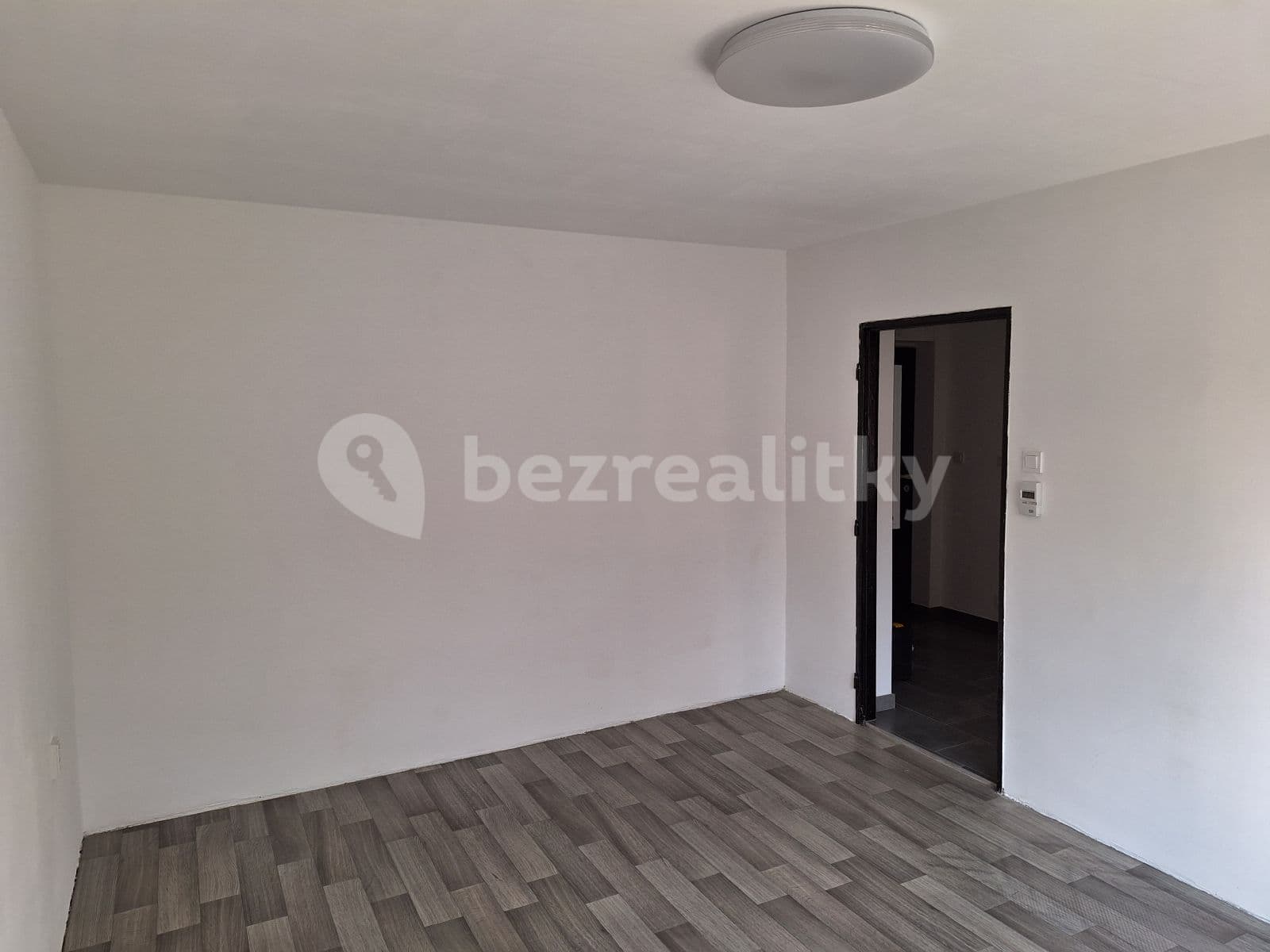 Prenájom bytu 1-izbový 35 m², Husova čtvrť, Rosice, Jihomoravský kraj Prenájom bytu 1-izbový 35 m², Husova čtvrť, Rosice, Jihomoravský kraj