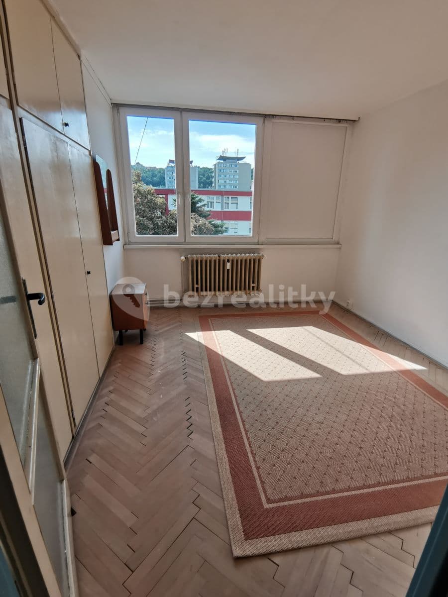 Prenájom bytu 4-izbový 85 m², Molákova, Praha, Praha Prenájom bytu 4-izbový 85 m², Molákova, Praha, Praha