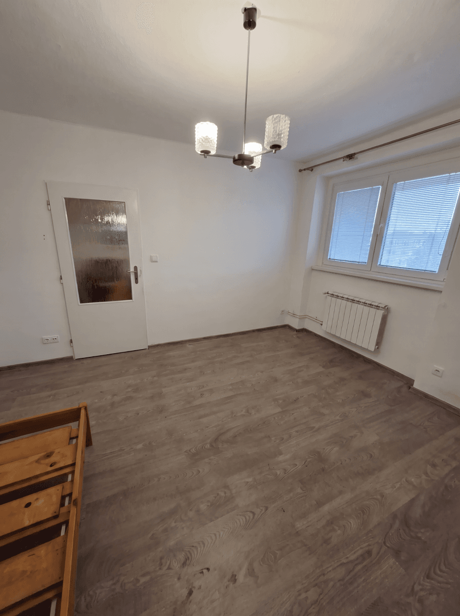 Prenájom bytu 3-izbový 100 m², V Paloukách, Zruč nad Sázavou, Středočeský kraj Prenájom bytu 3-izbový 100 m², V Paloukách, Zruč nad Sázavou, Středočeský kraj