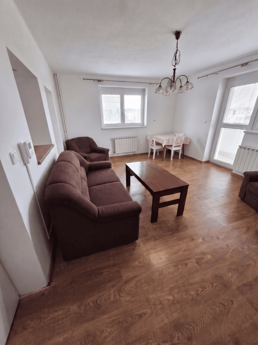 Prenájom bytu 3-izbový 100 m², V Paloukách, Zruč nad Sázavou, Středočeský kraj Prenájom bytu 3-izbový 100 m², V Paloukách, Zruč nad Sázavou, Středočeský kraj