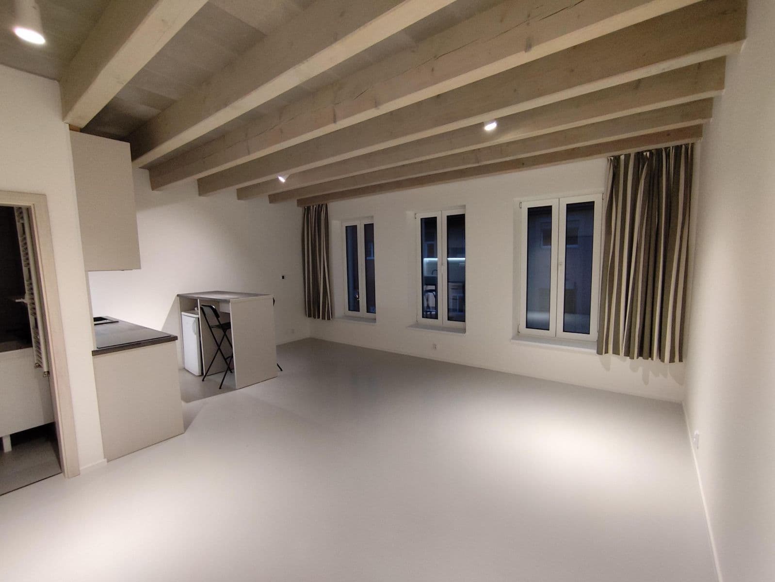 Prenájom bytu 1-izbový 30 m², Myslbekova, Brno, Jihomoravský kraj Prenájom bytu 1-izbový 30 m², Myslbekova, Brno, Jihomoravský kraj