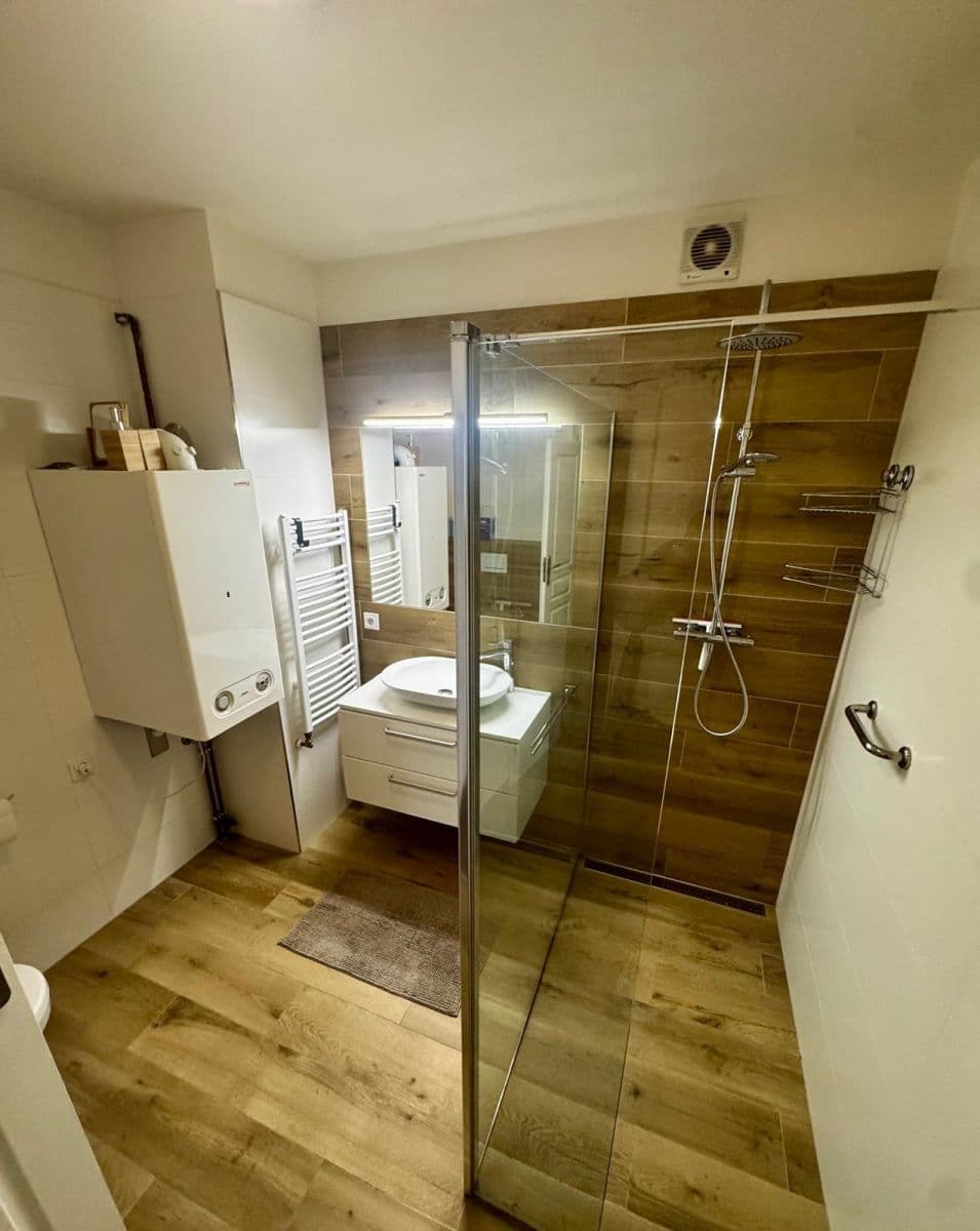 Prenájom bytu 3-izbový 65 m², Trojmezní, Šestajovice, Středočeský kraj Prenájom bytu 3-izbový 65 m², Trojmezní, Šestajovice, Středočeský kraj