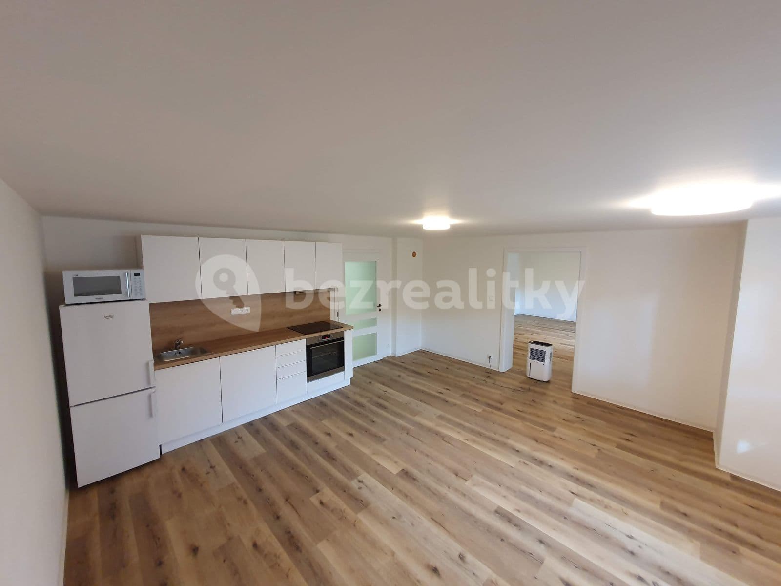 Prenájom bytu 2-izbový 76 m², Vochovská, Plzeň, Plzeňský kraj Prenájom bytu 2-izbový 76 m², Vochovská, Plzeň, Plzeňský kraj