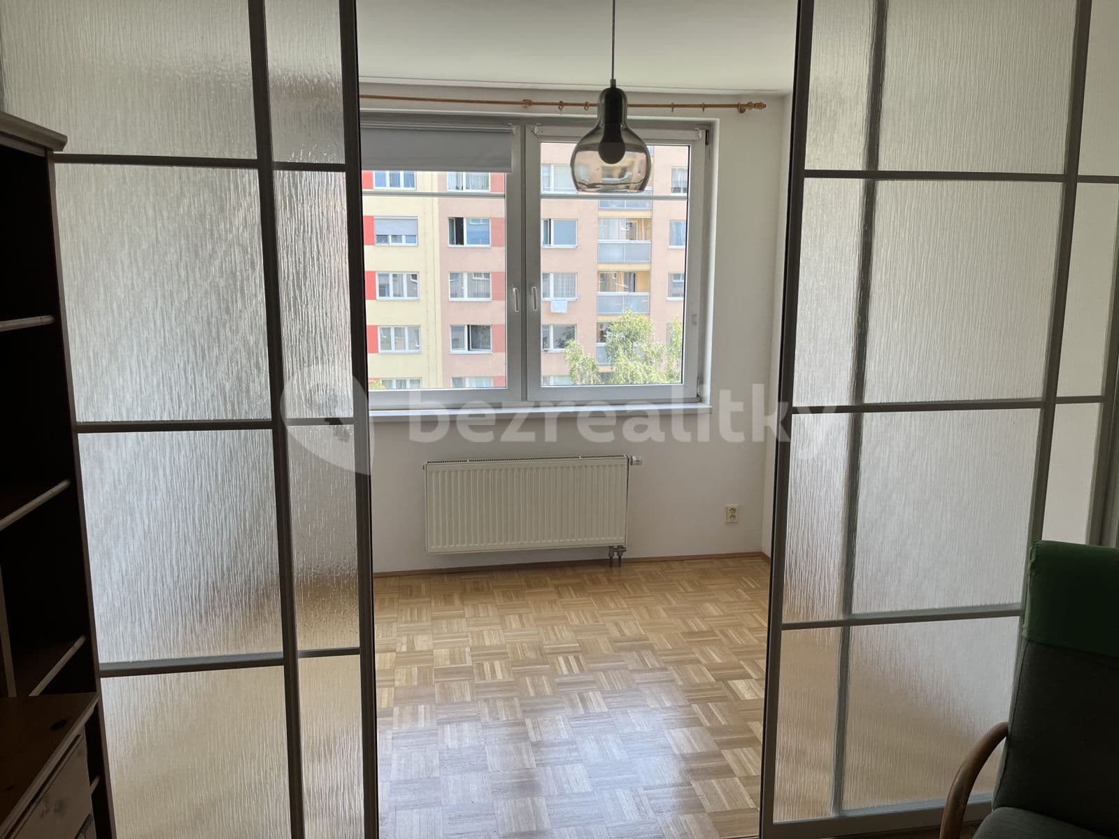 Prenájom bytu 1-izbový 41 m², Hnězdenská, Praha, Praha Prenájom bytu 1-izbový 41 m², Hnězdenská, Praha, Praha