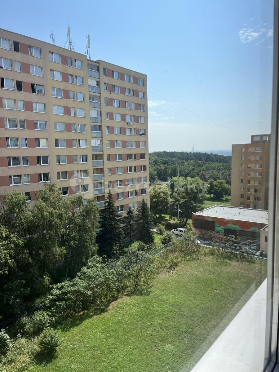 Prenájom bytu 1-izbový 41 m², Hnězdenská, Praha, Praha Prenájom bytu 1-izbový 41 m², Hnězdenská, Praha, Praha