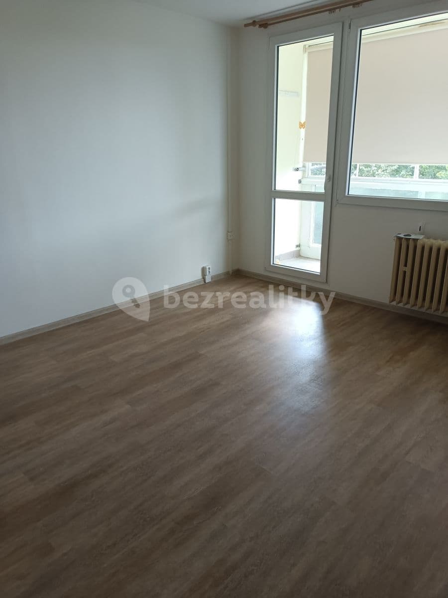 Prenájom bytu 3-izbový 55 m², Ostružinová, Praha, Praha Prenájom bytu 3-izbový 55 m², Ostružinová, Praha, Praha