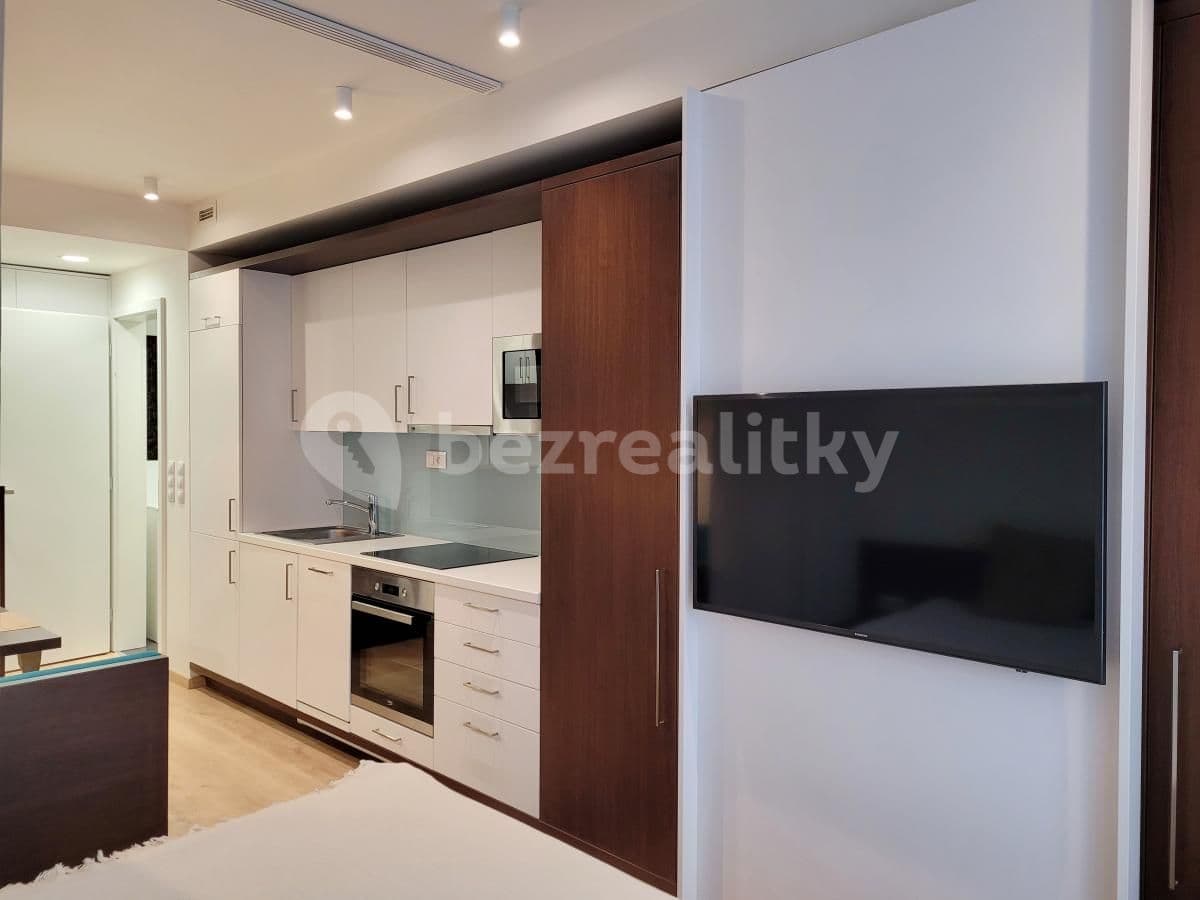 Prenájom bytu 1-izbový 31 m², Mukařovského, Praha, Praha Prenájom bytu 1-izbový 31 m², Mukařovského, Praha, Praha