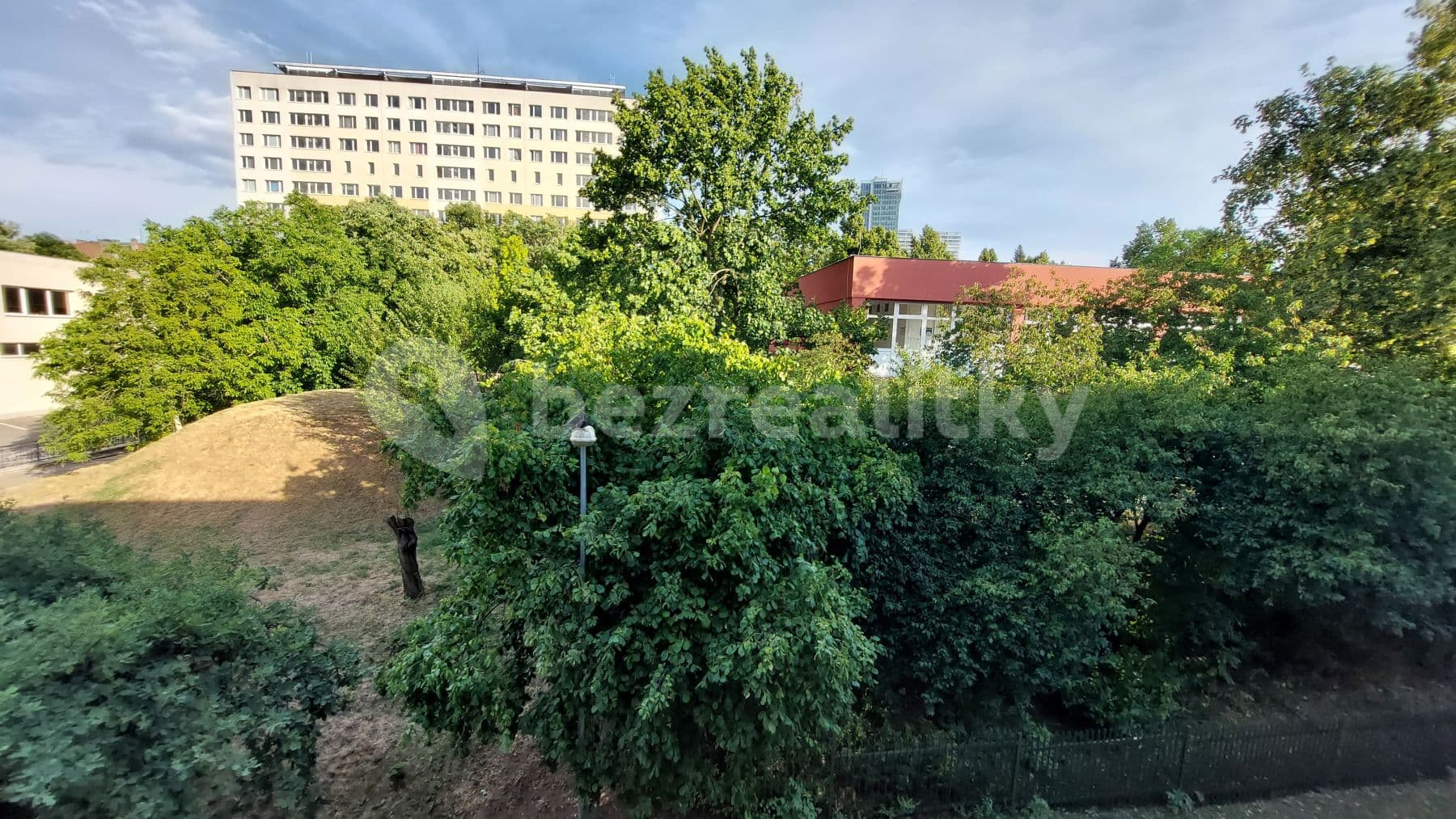 Prenájom bytu Garsoniéra 33 m², Děkanská vinice Ⅱ, Praha, Praha Prenájom bytu Garsoniéra 33 m², Děkanská vinice Ⅱ, Praha, Praha