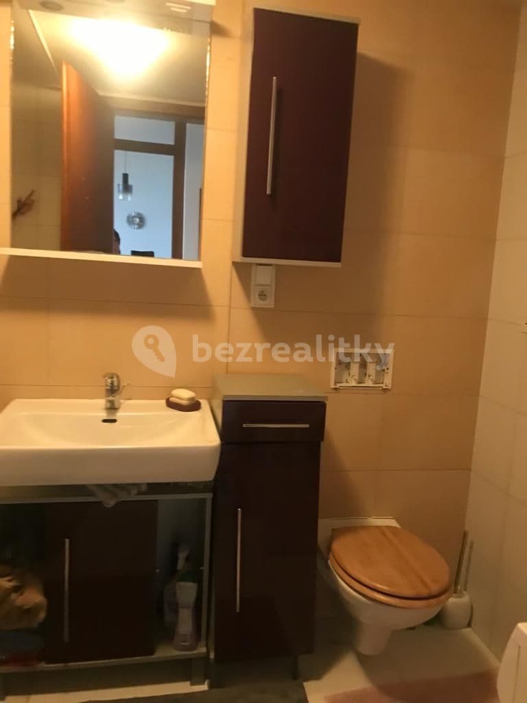 Prenájom bytu 2-izbový 60 m², Jeremiášova, Praha, Praha Prenájom bytu 2-izbový 60 m², Jeremiášova, Praha, Praha