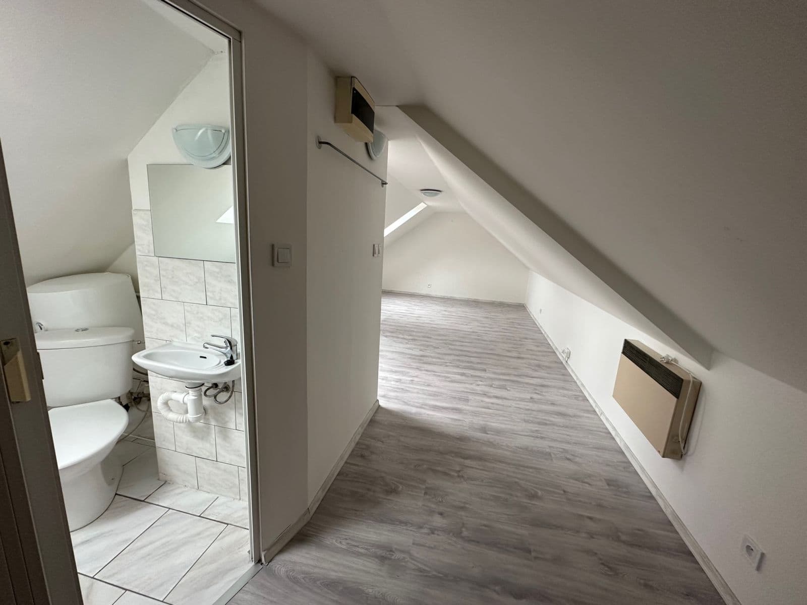 Prenájom bytu 1-izbový 35 m², Svobody, Liberec, Liberecký kraj Prenájom bytu 1-izbový 35 m², Svobody, Liberec, Liberecký kraj