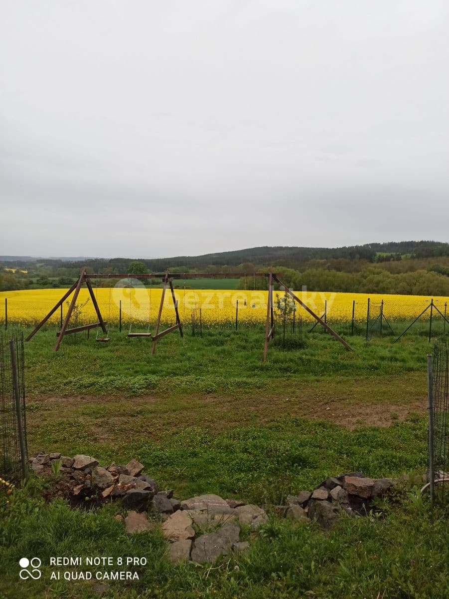 Prenájom bytu 3-izbový 54 m², Tehov, Středočeský kraj Prenájom bytu 3-izbový 54 m², Tehov, Středočeský kraj