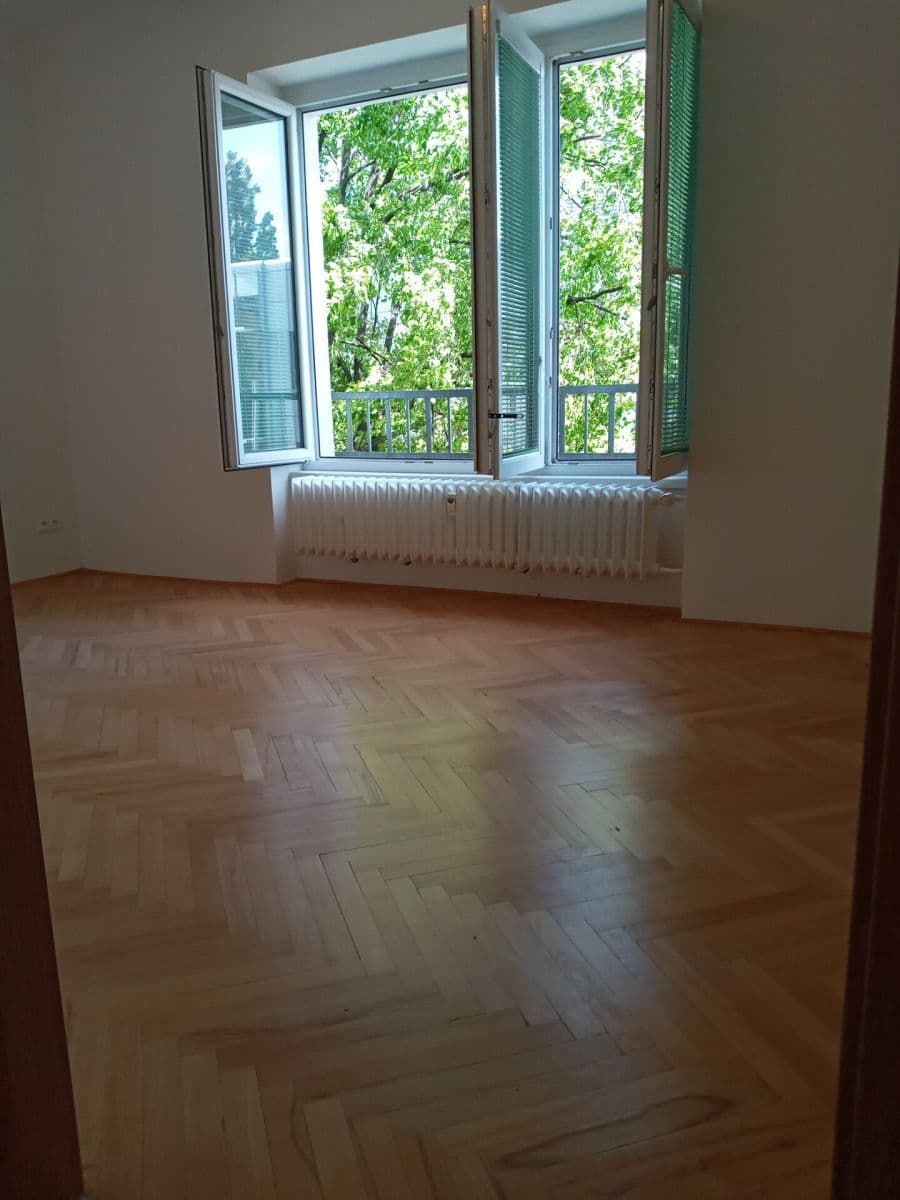 Predaj bytu 2-izbový 70 m², Biskupcova, Praha, Praha Predaj bytu 2-izbový 70 m², Biskupcova, Praha, Praha