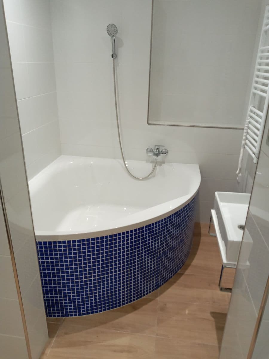 Predaj bytu 2-izbový 70 m², Biskupcova, Praha, Praha Predaj bytu 2-izbový 70 m², Biskupcova, Praha, Praha