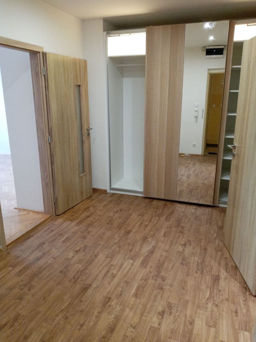 Predaj bytu 2-izbový 70 m², Biskupcova, Praha, Praha Predaj bytu 2-izbový 70 m², Biskupcova, Praha, Praha