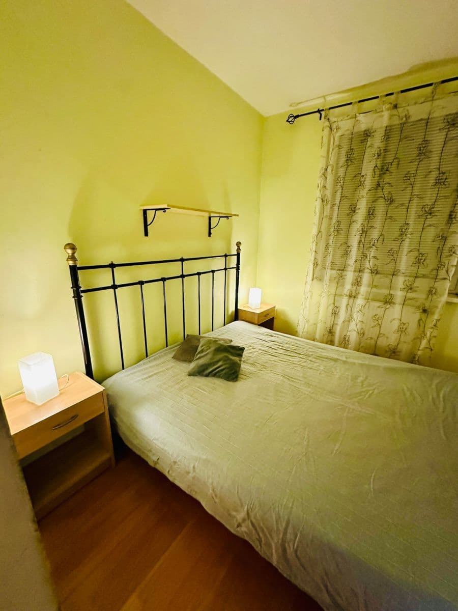 Prenájom bytu 2-izbový 33 m², Kovanecká, Praha, Praha Prenájom bytu 2-izbový 33 m², Kovanecká, Praha, Praha