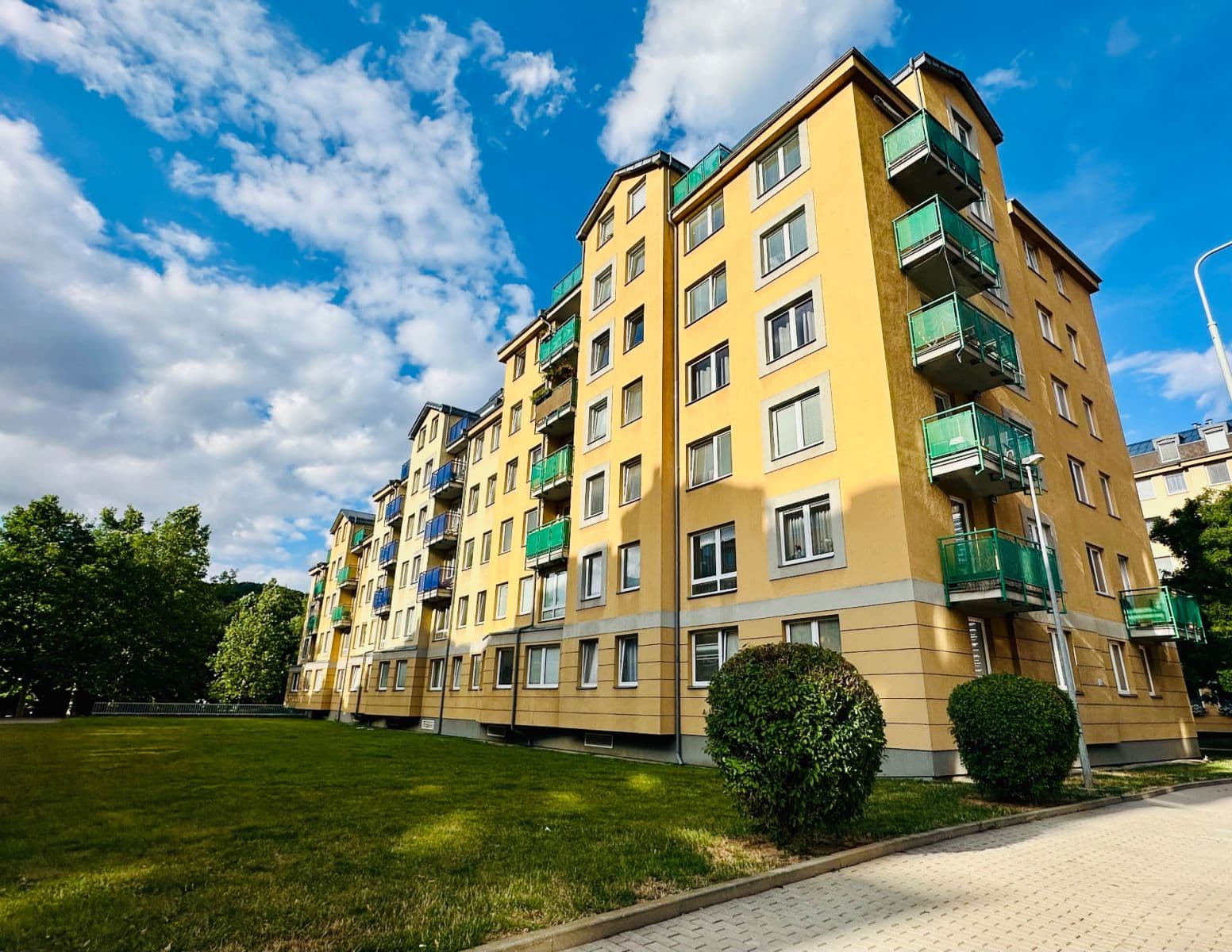 Prenájom bytu 2-izbový 33 m², Kovanecká, Praha, Praha Prenájom bytu 2-izbový 33 m², Kovanecká, Praha, Praha