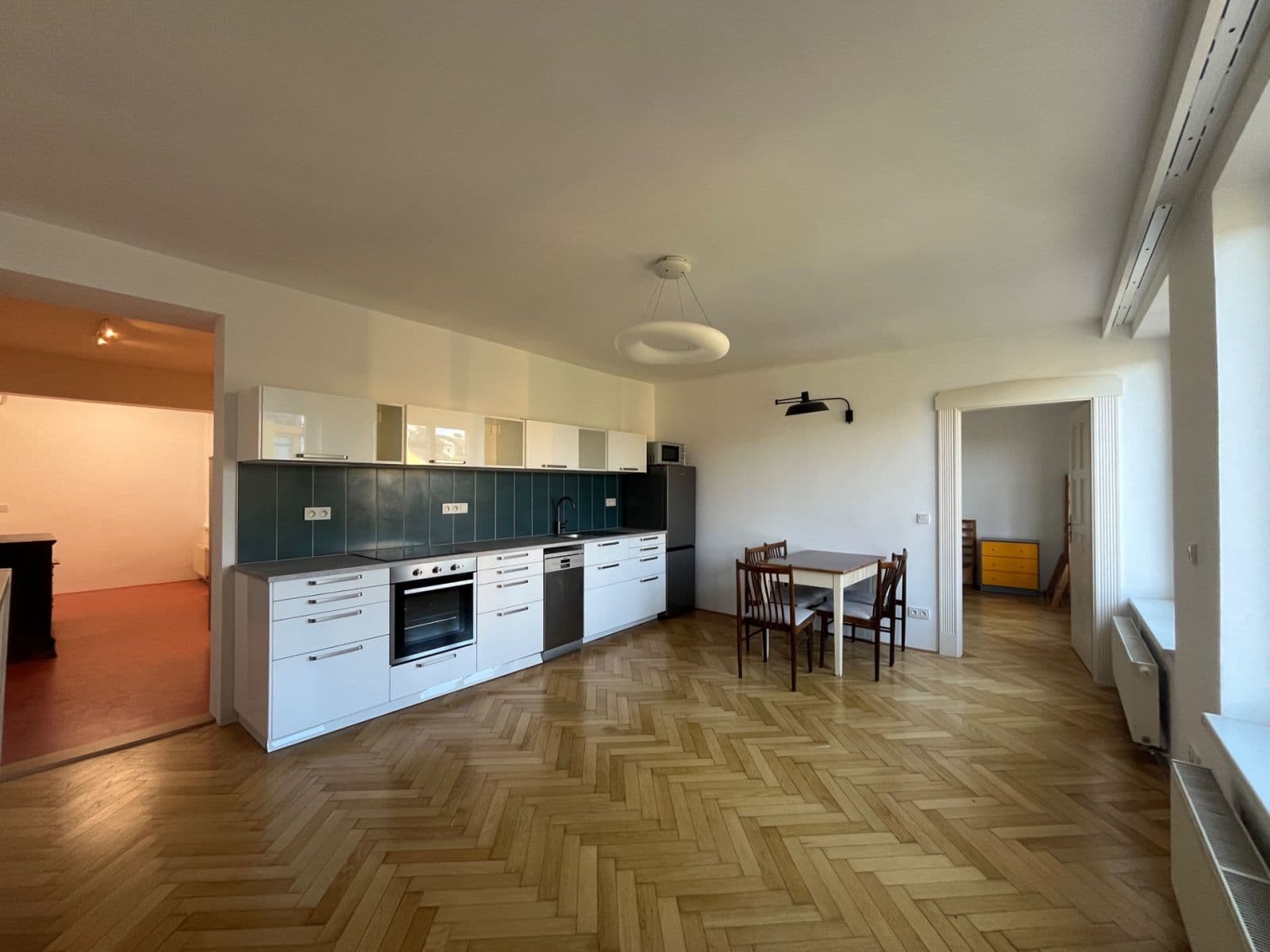 Prenájom bytu 3-izbový 74 m², Veletržní, Praha, Praha Prenájom bytu 3-izbový 74 m², Veletržní, Praha, Praha