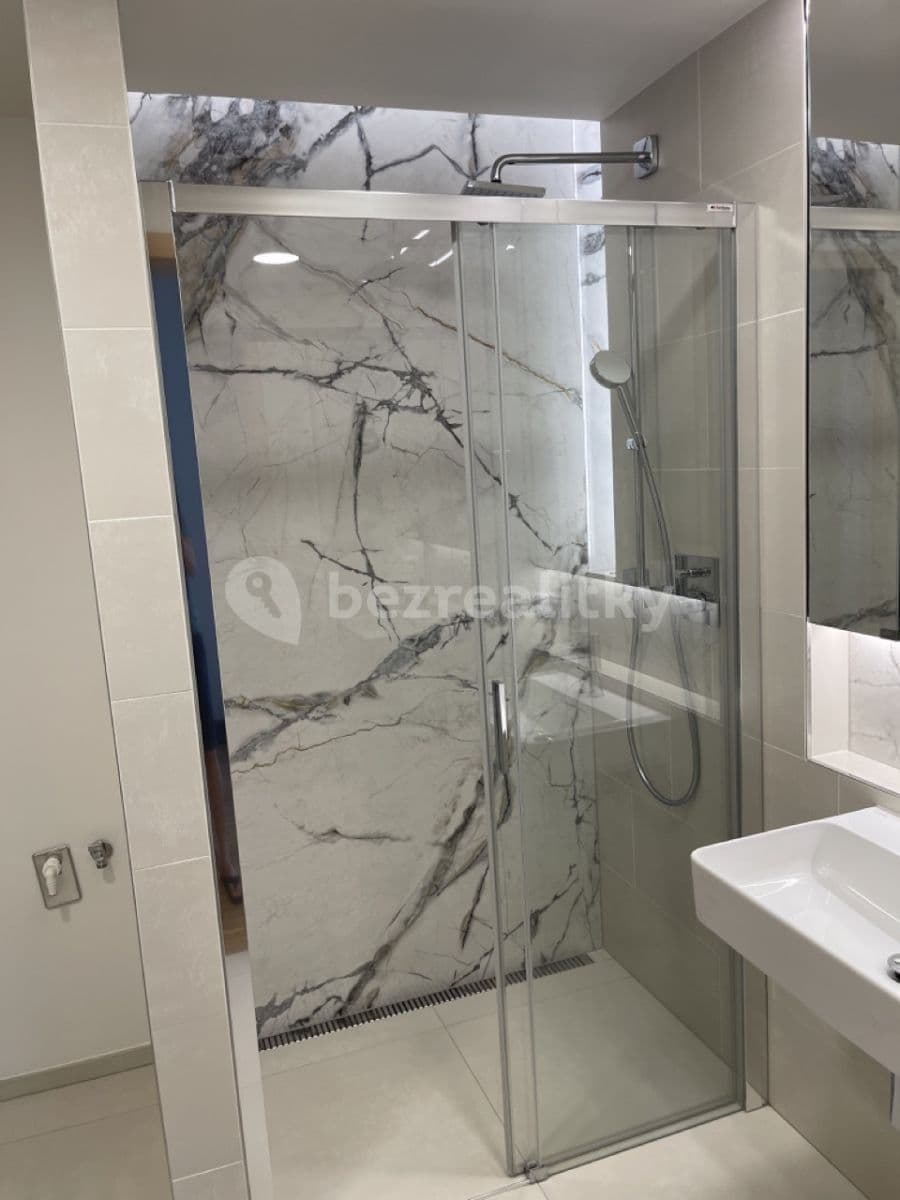 Prenájom bytu 1-izbový 1 m², Ke Hřišti, Černošice, Středočeský kraj Prenájom bytu 1-izbový 1 m², Ke Hřišti, Černošice, Středočeský kraj