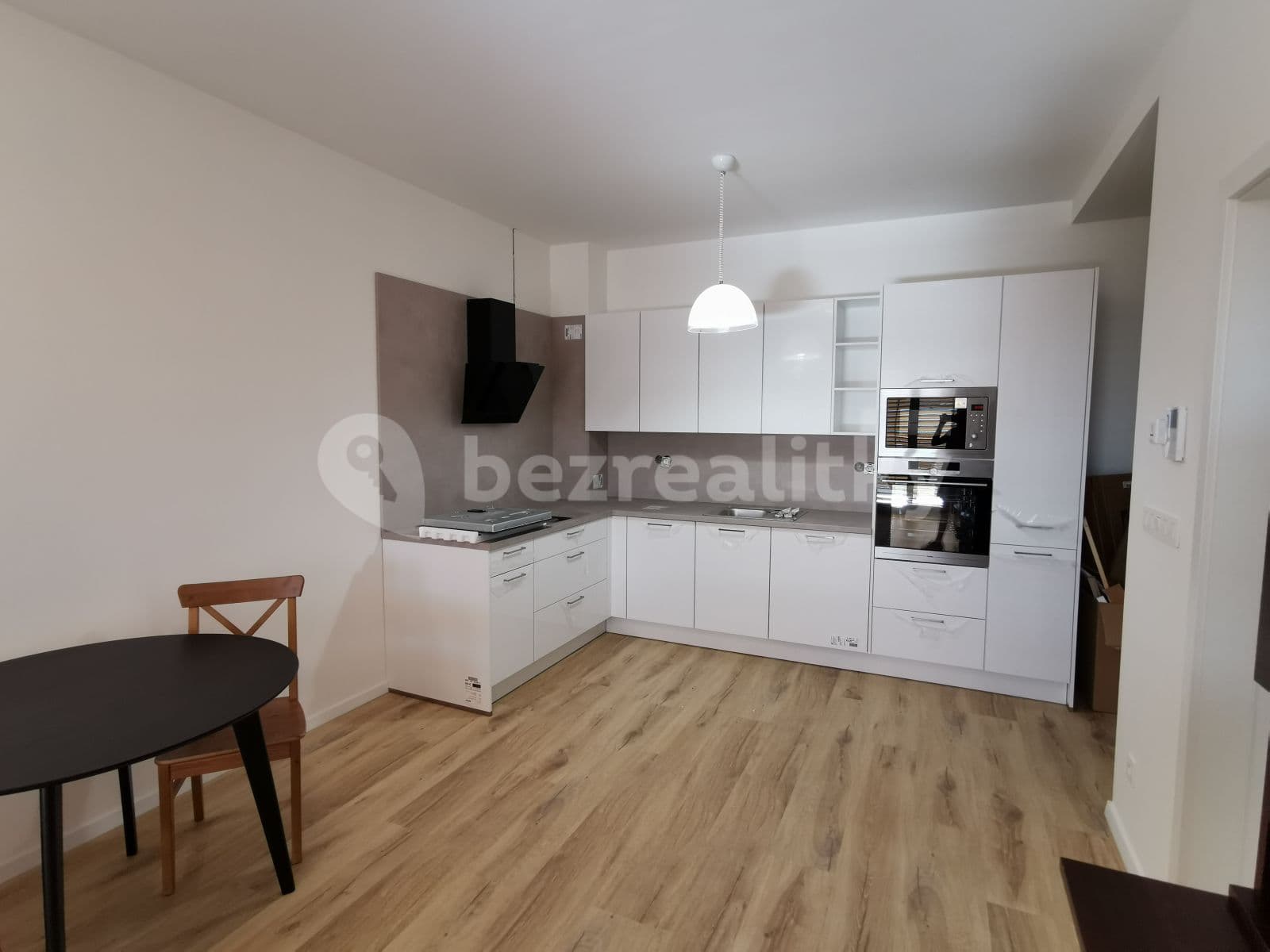 Prenájom bytu 2-izbový 54 m², Piaristická, Nitra, Nitriansky kraj Prenájom bytu 2-izbový 54 m², Piaristická, Nitra, Nitriansky kraj