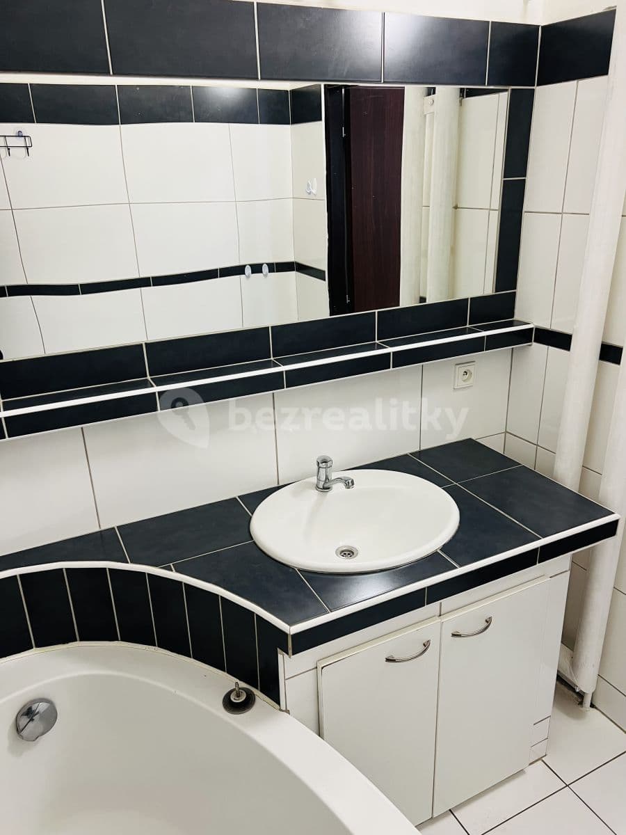 Prenájom bytu 2-izbový 64 m², Horní, Ostrava, Moravskoslezský kraj Prenájom bytu 2-izbový 64 m², Horní, Ostrava, Moravskoslezský kraj