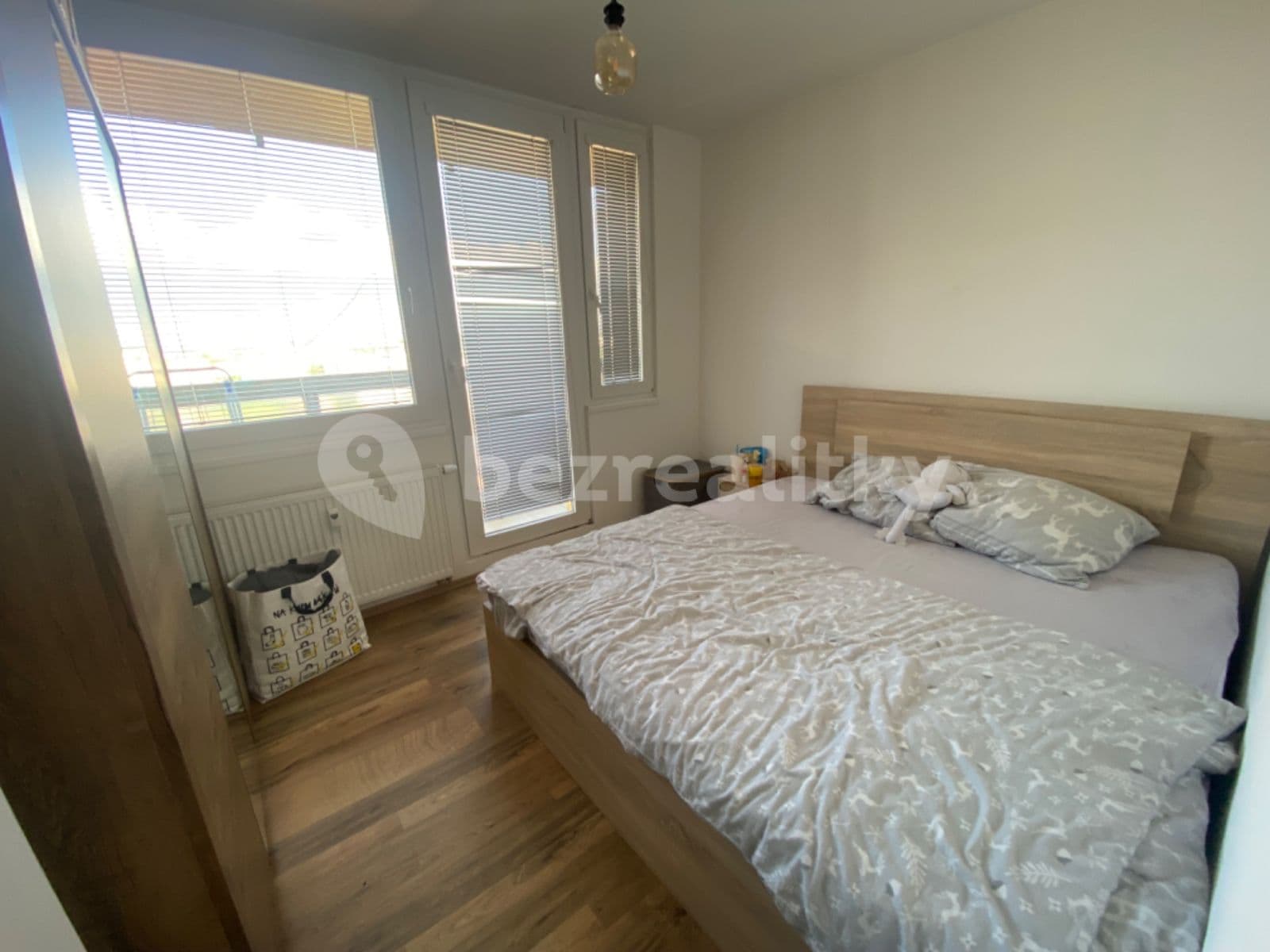 Prenájom bytu 2-izbový 44 m², Jabloňová, Praha, Praha Prenájom bytu 2-izbový 44 m², Jabloňová, Praha, Praha