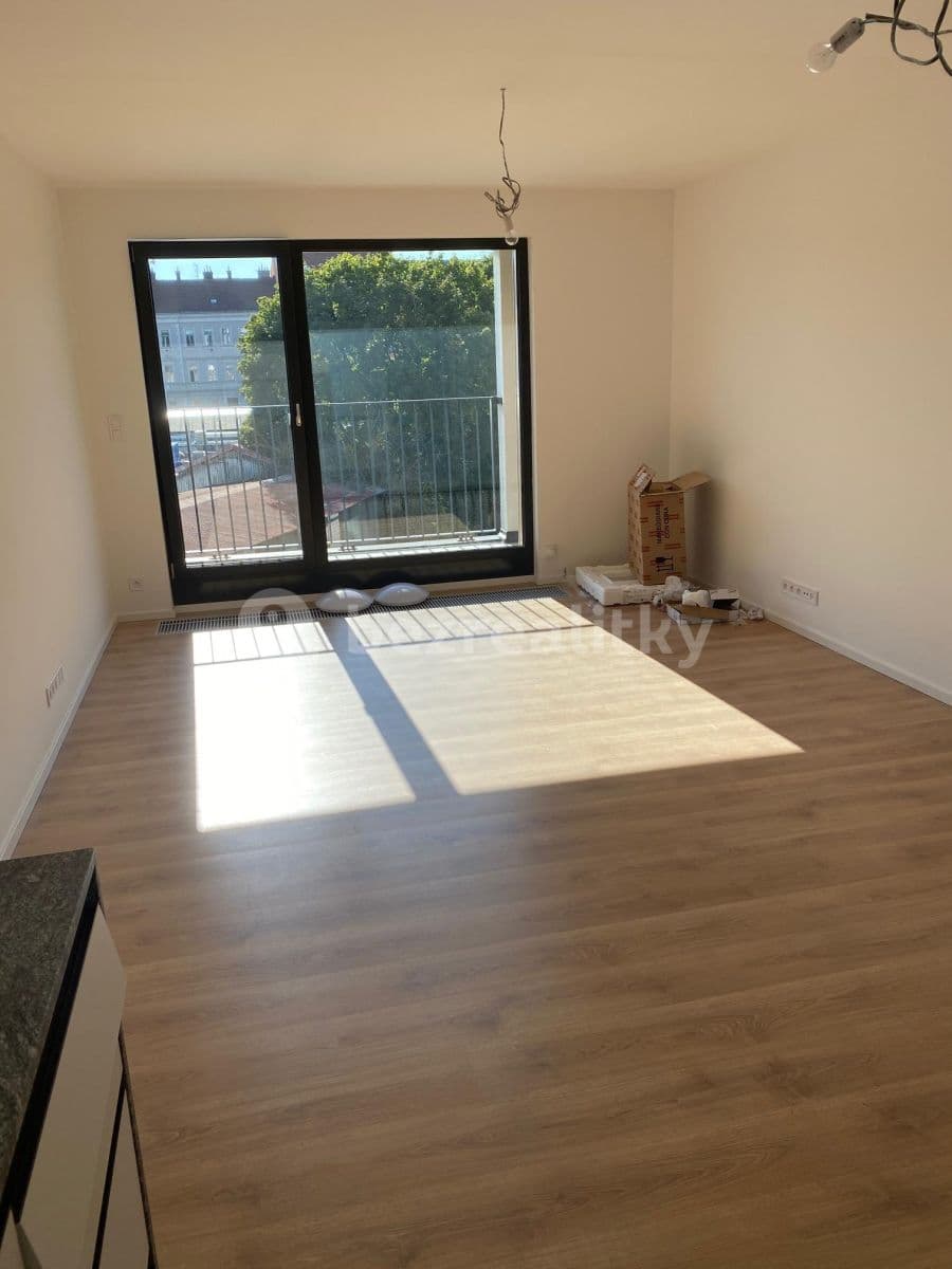 Prenájom bytu 1-izbový 41 m², U Červeného mlýna, Brno, Jihomoravský kraj Prenájom bytu 1-izbový 41 m², U Červeného mlýna, Brno, Jihomoravský kraj