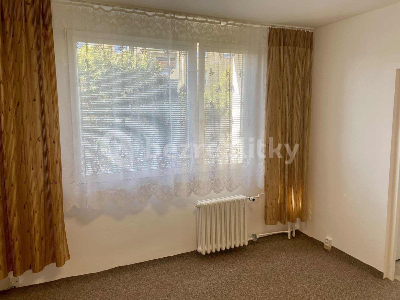 Prenájom bytu 1-izbový 38 m², Tuchomyšlská, Chlumec, Ústecký kraj Prenájom bytu 1-izbový 38 m², Tuchomyšlská, Chlumec, Ústecký kraj