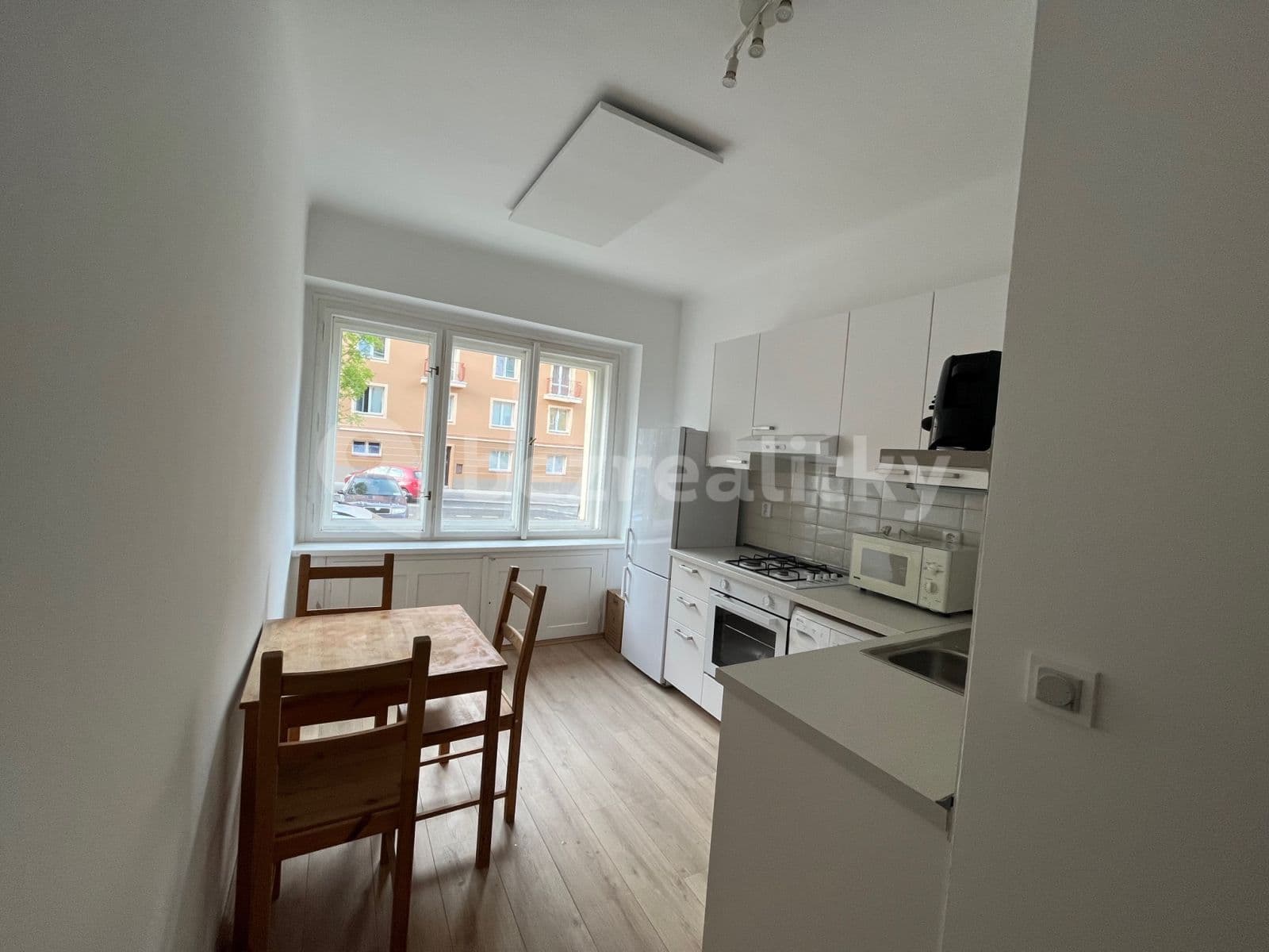 Prenájom bytu 1-izbový 40 m², Kladenská, Praha, Praha Prenájom bytu 1-izbový 40 m², Kladenská, Praha, Praha