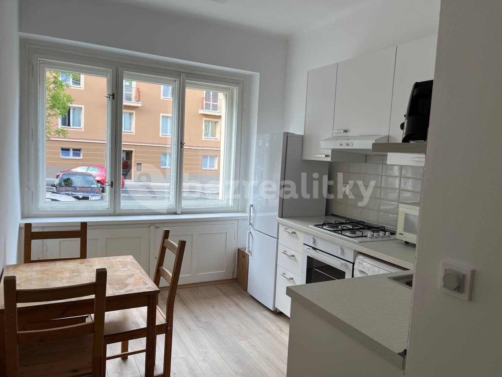 Prenájom bytu 1-izbový 40 m², Kladenská, Praha, Praha Prenájom bytu 1-izbový 40 m², Kladenská, Praha, Praha